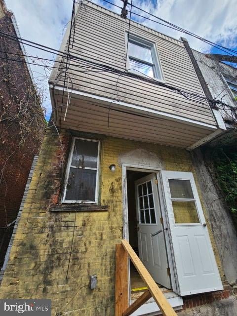 3264 N NEWKIRK STREET