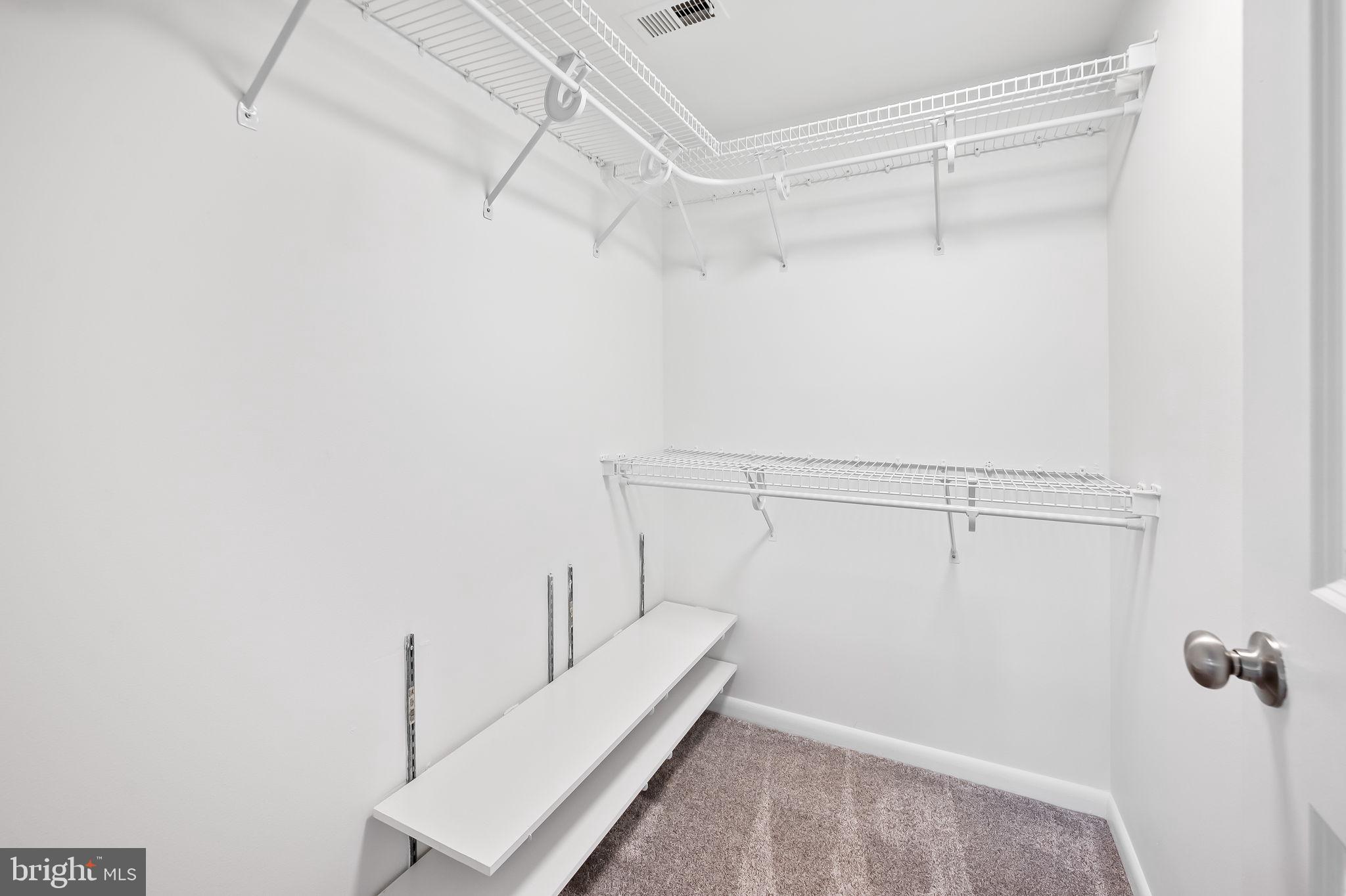 SHEPHERD'S KNOLL - Residential