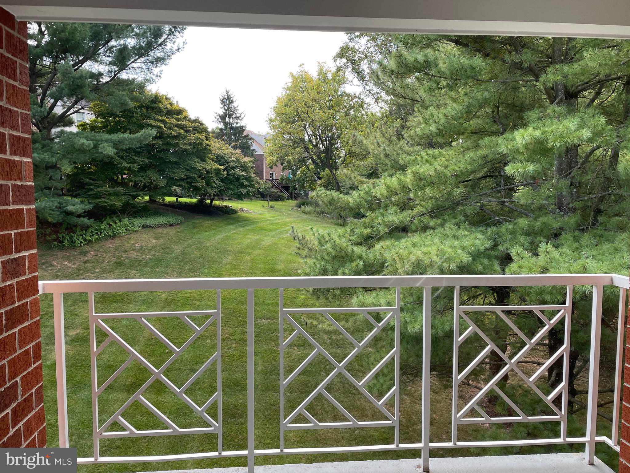 SHEPHERD'S KNOLL - Residential