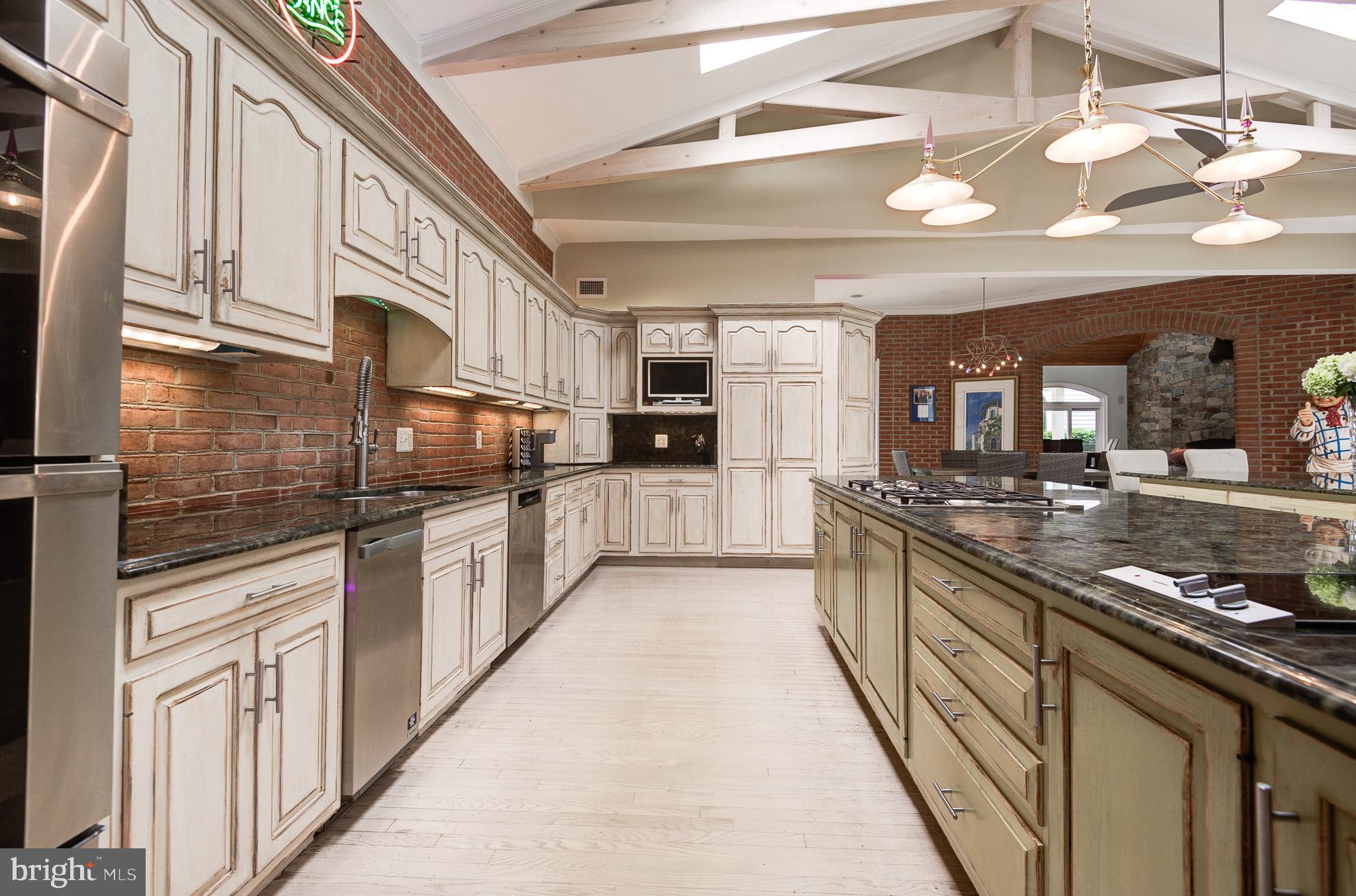 POTOMAC FALLS - Residential