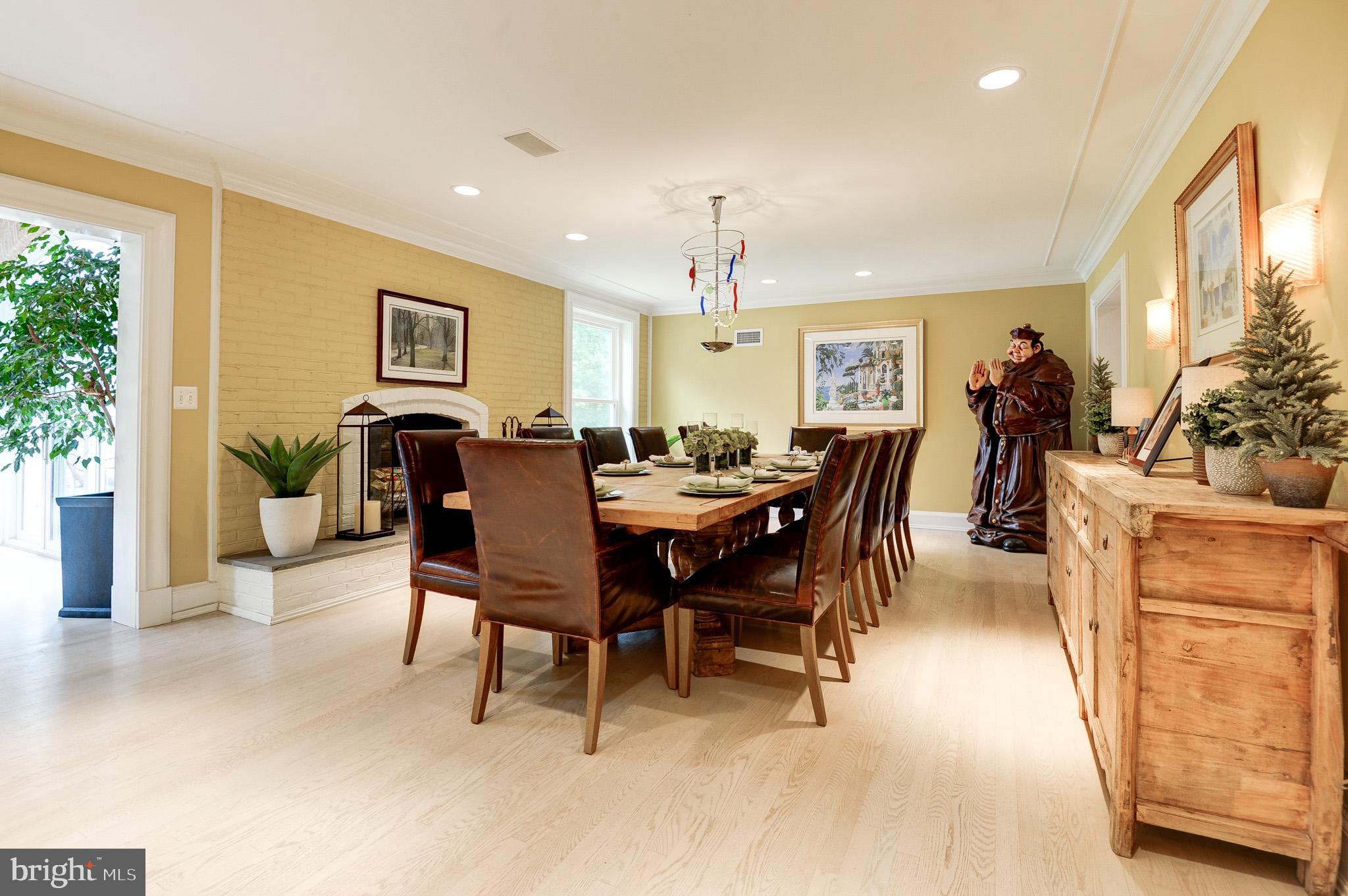 POTOMAC FALLS - Residential