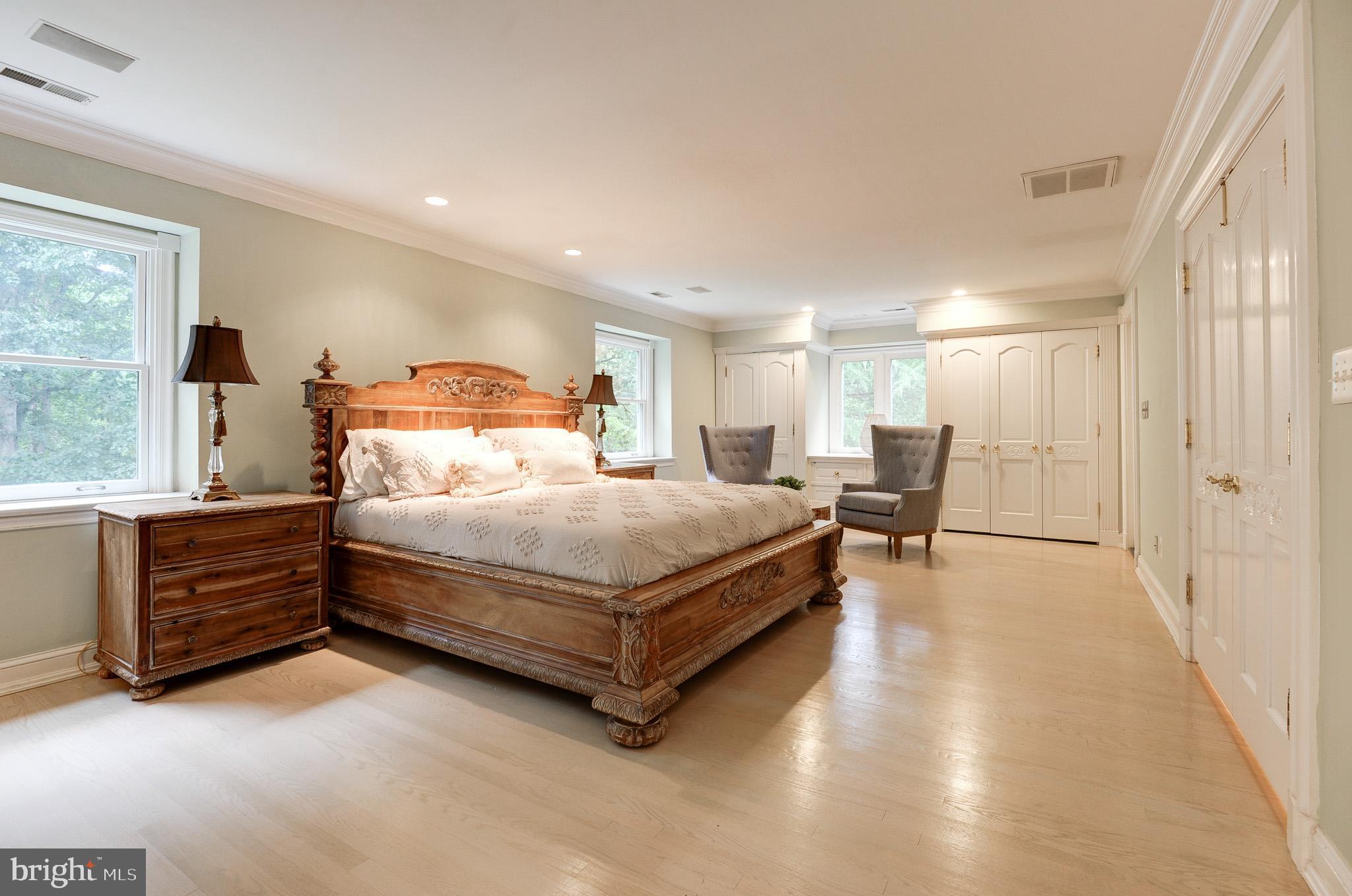 POTOMAC FALLS - Residential