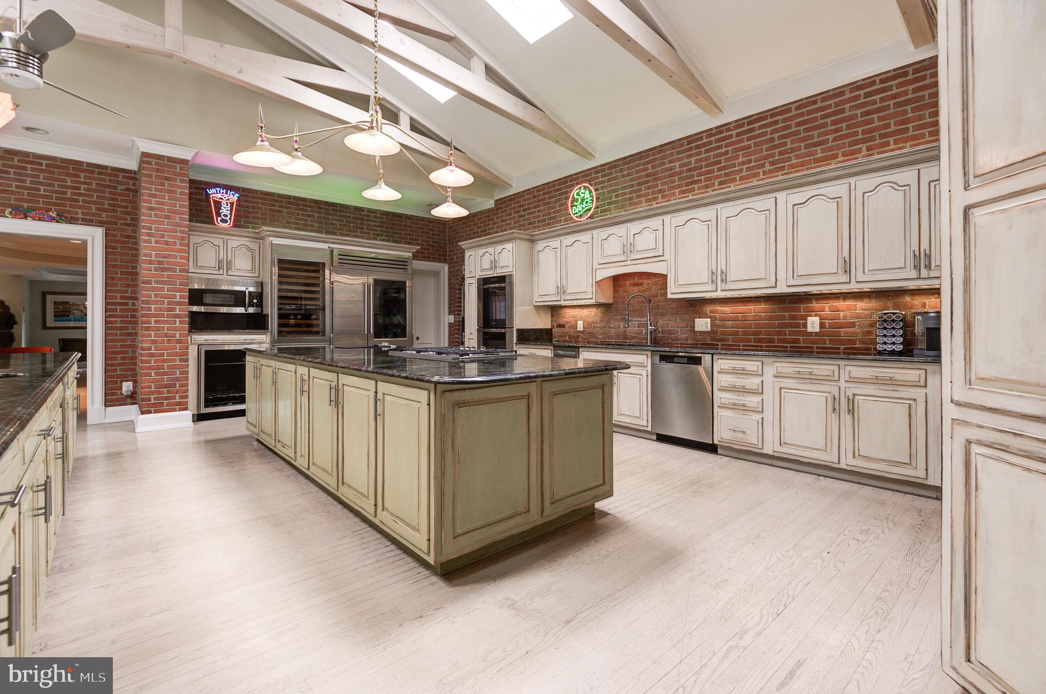 POTOMAC FALLS - Residential