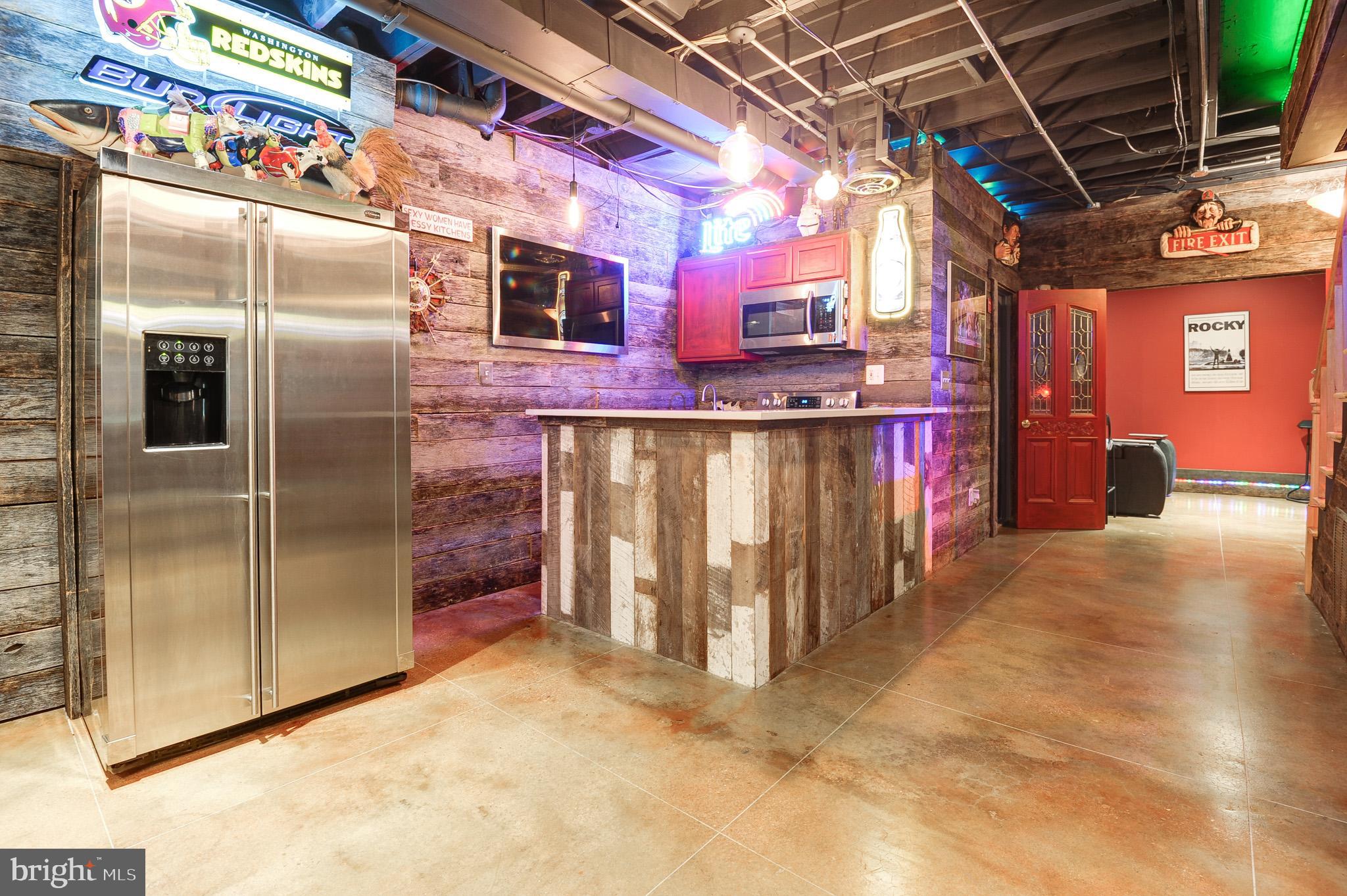 POTOMAC FALLS - Residential