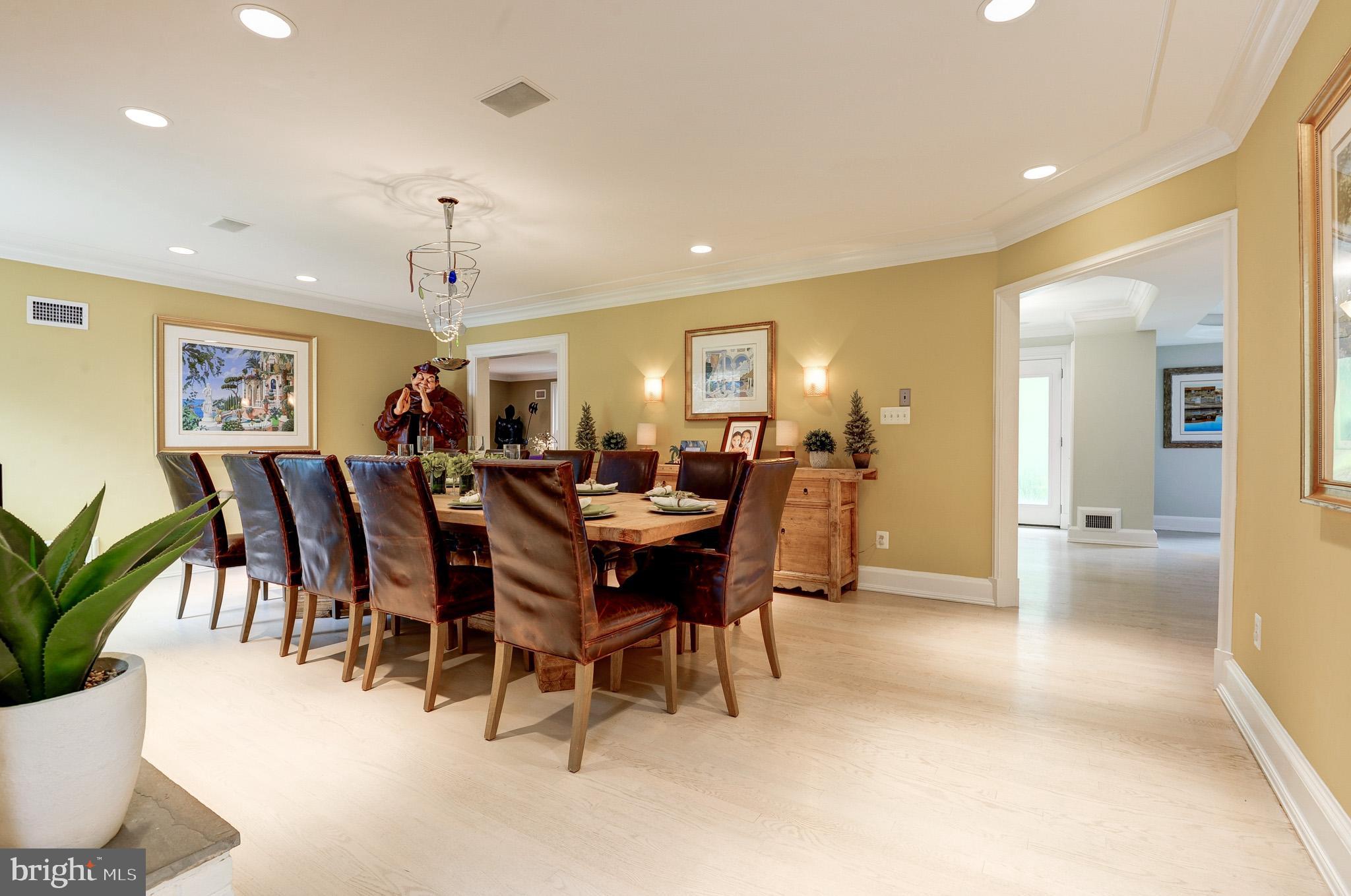 POTOMAC FALLS - Residential