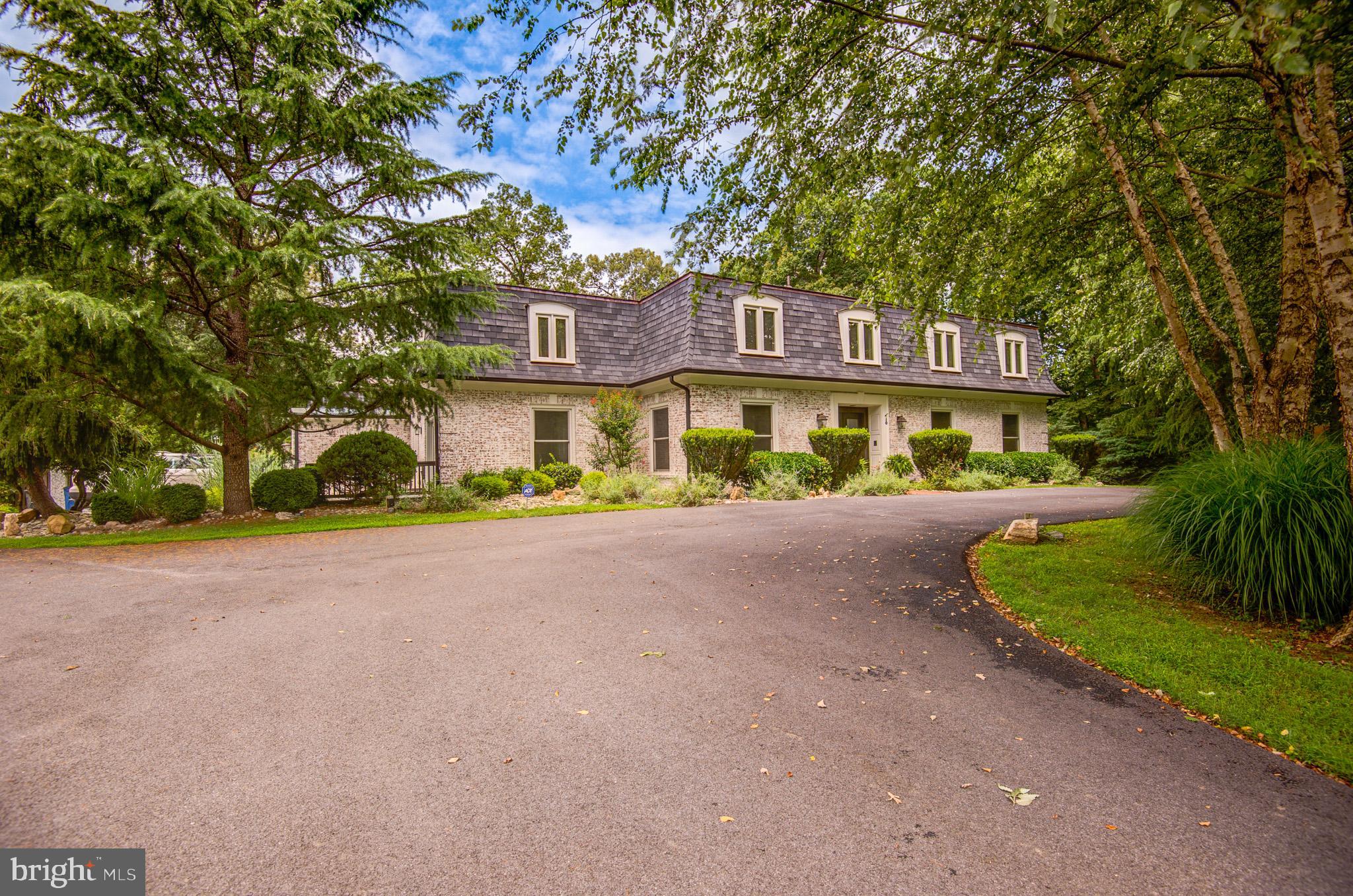 POTOMAC FALLS - Residential