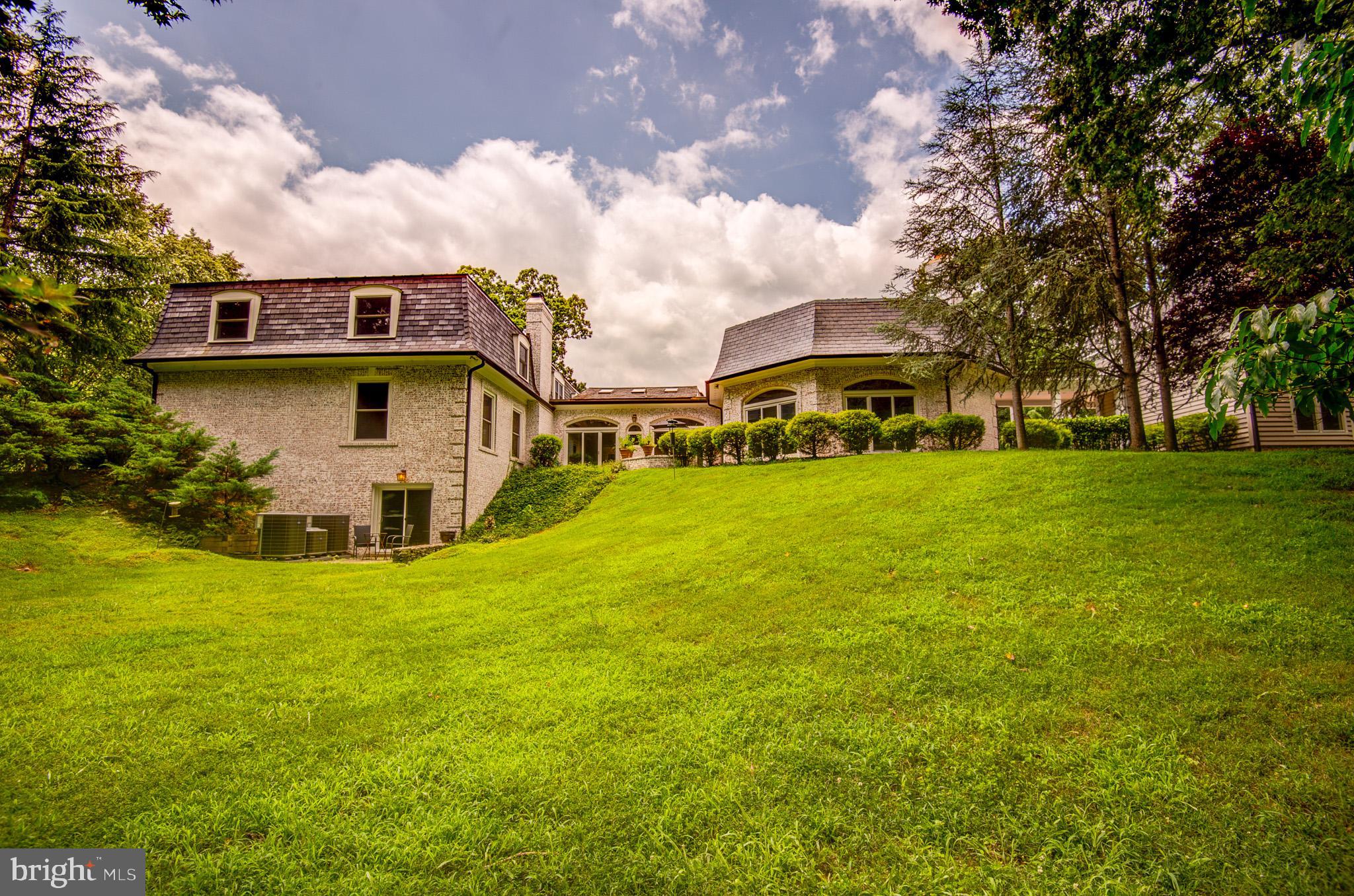 POTOMAC FALLS - Residential