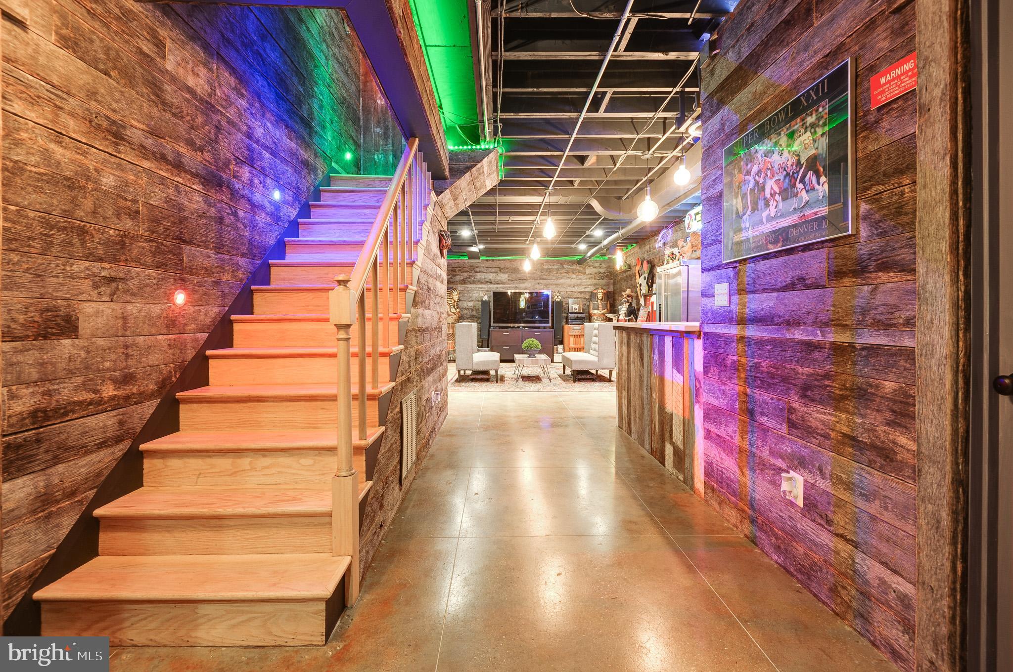 POTOMAC FALLS - Residential