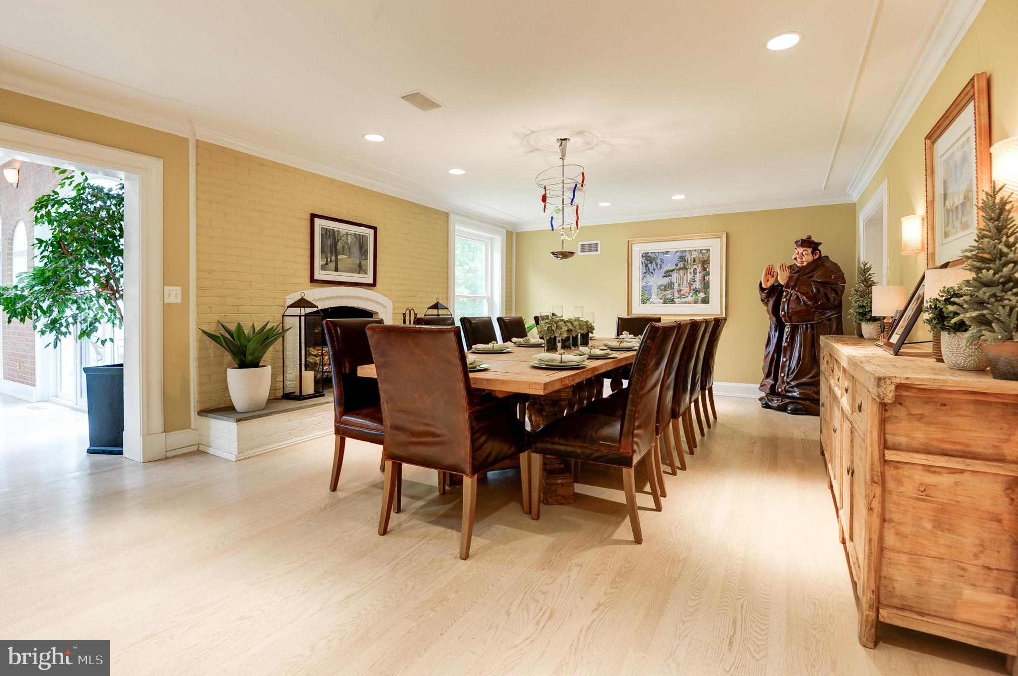 POTOMAC FALLS - Residential