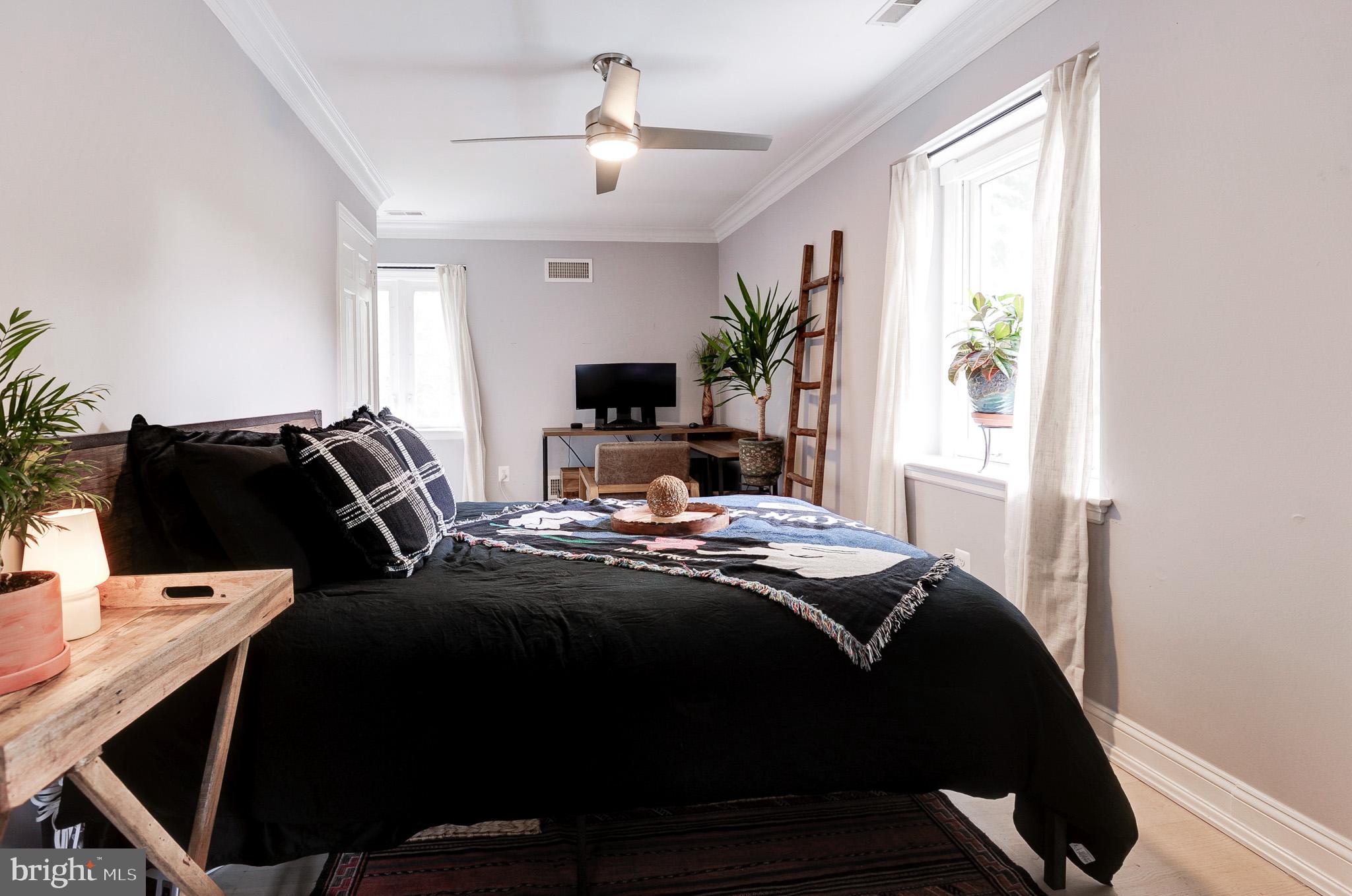 POTOMAC FALLS - Residential