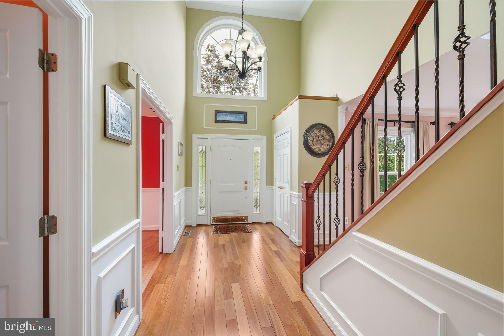 7718 BRIARSTONE COURT