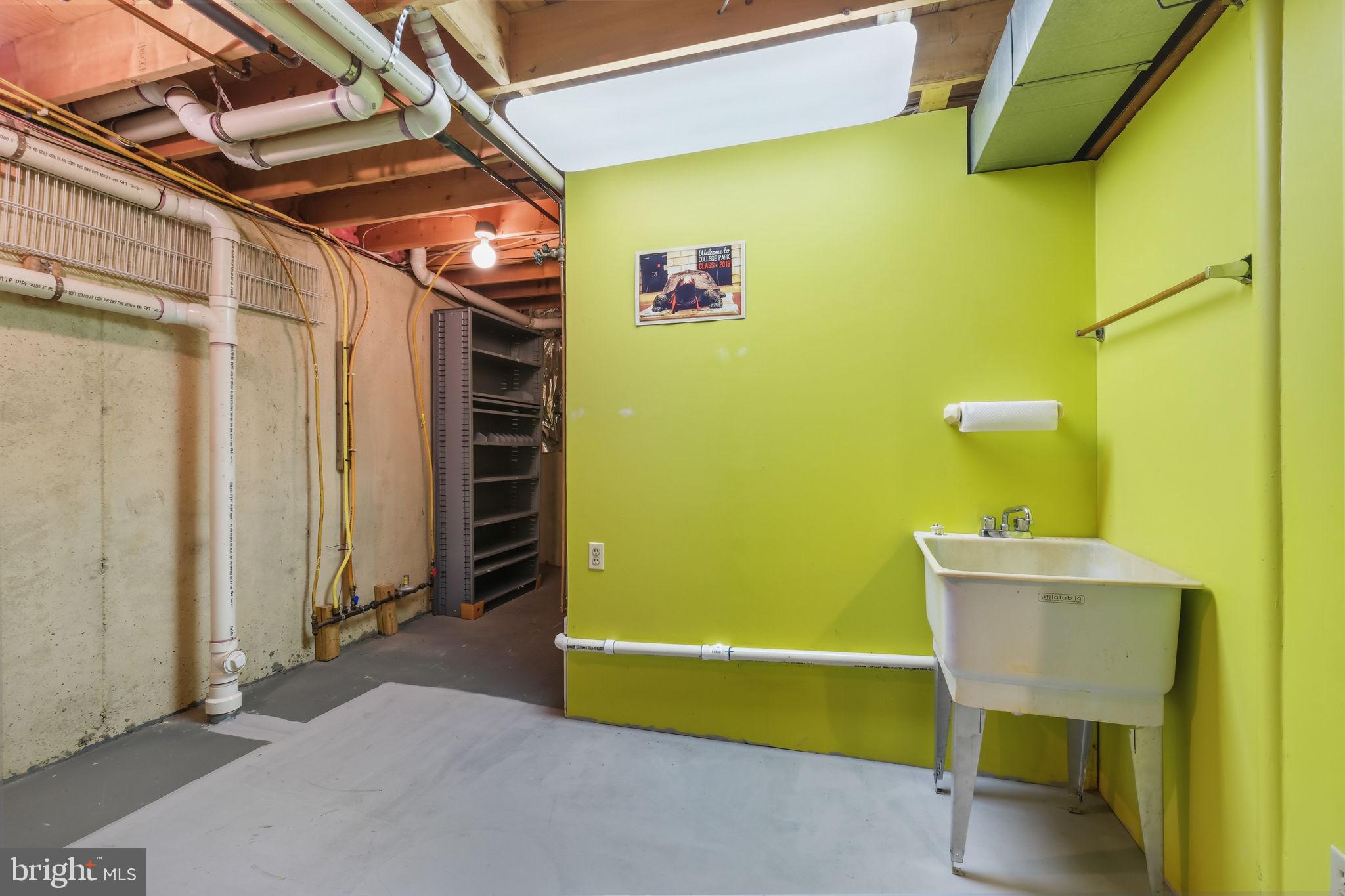 ROCKBURN TOWNSHP - Residential