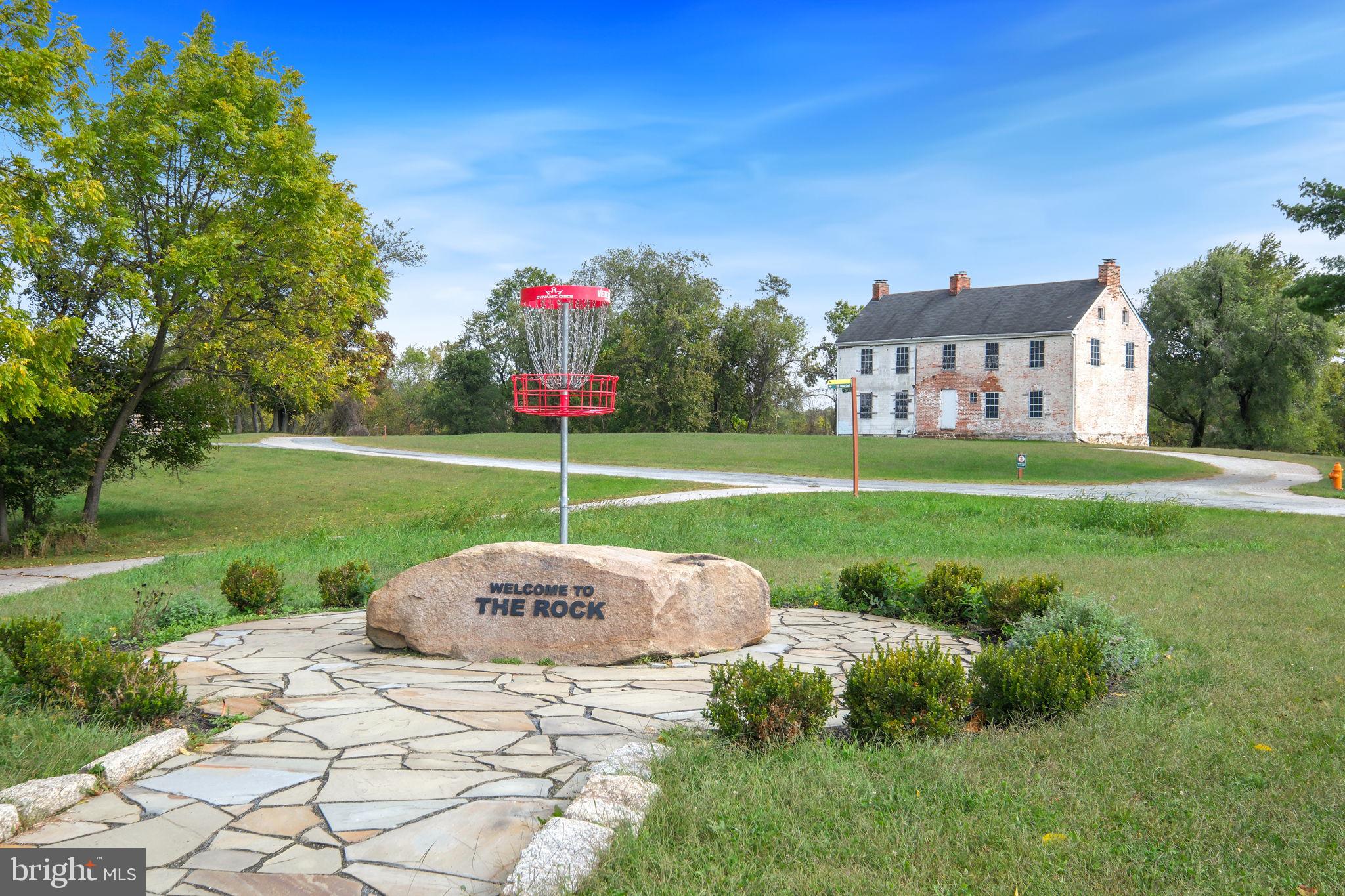 ROCKBURN TOWNSHP - Residential