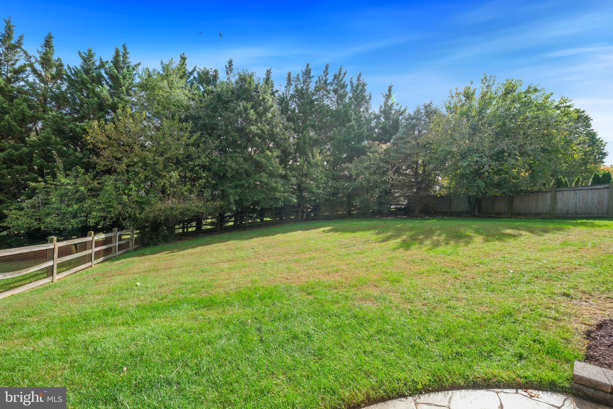 ROCKBURN TOWNSHP - Residential