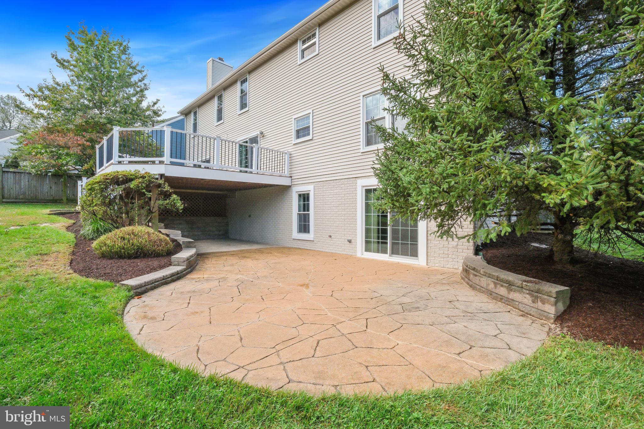 ROCKBURN TOWNSHP - Residential