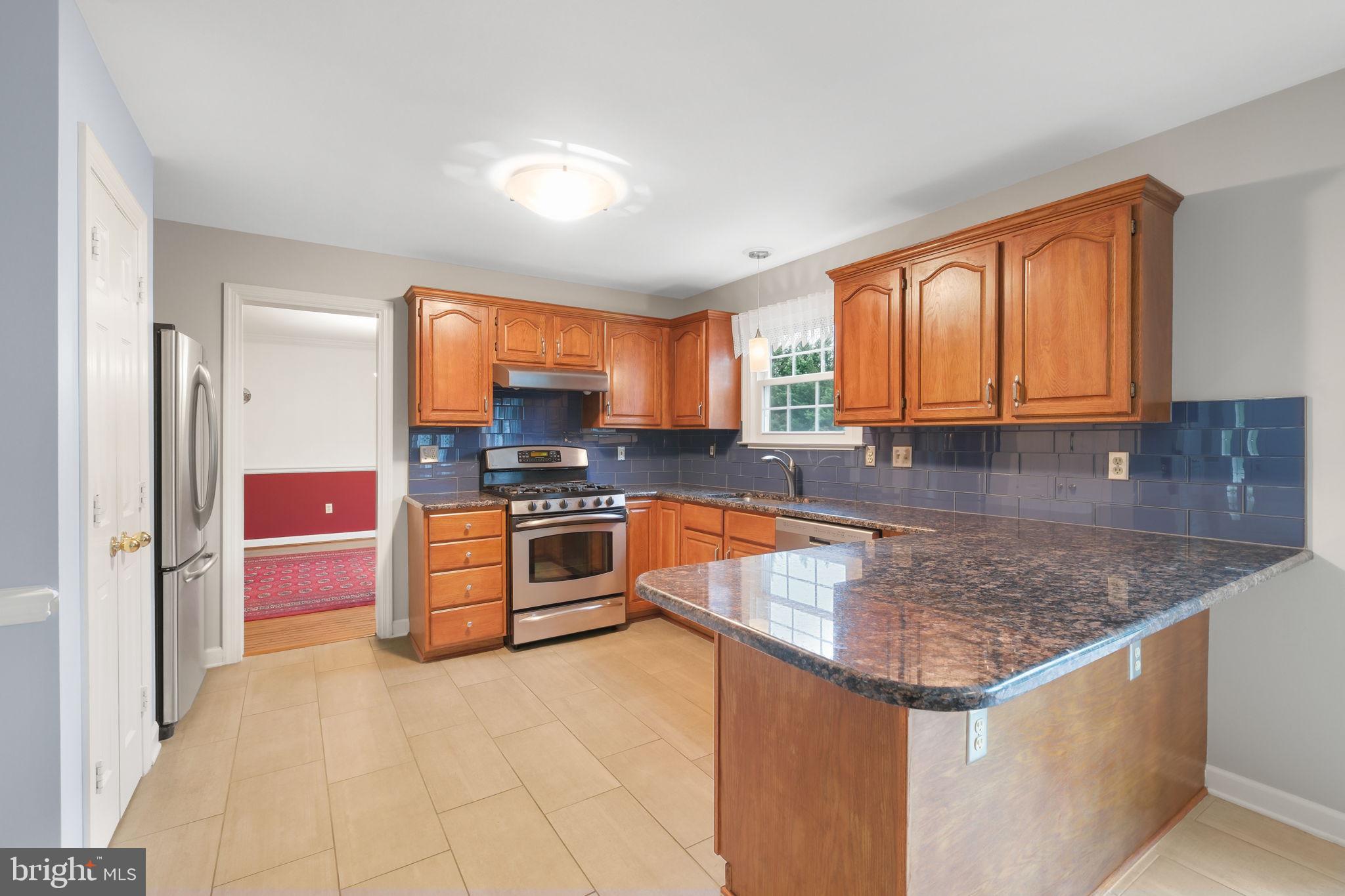 ROCKBURN TOWNSHP - Residential