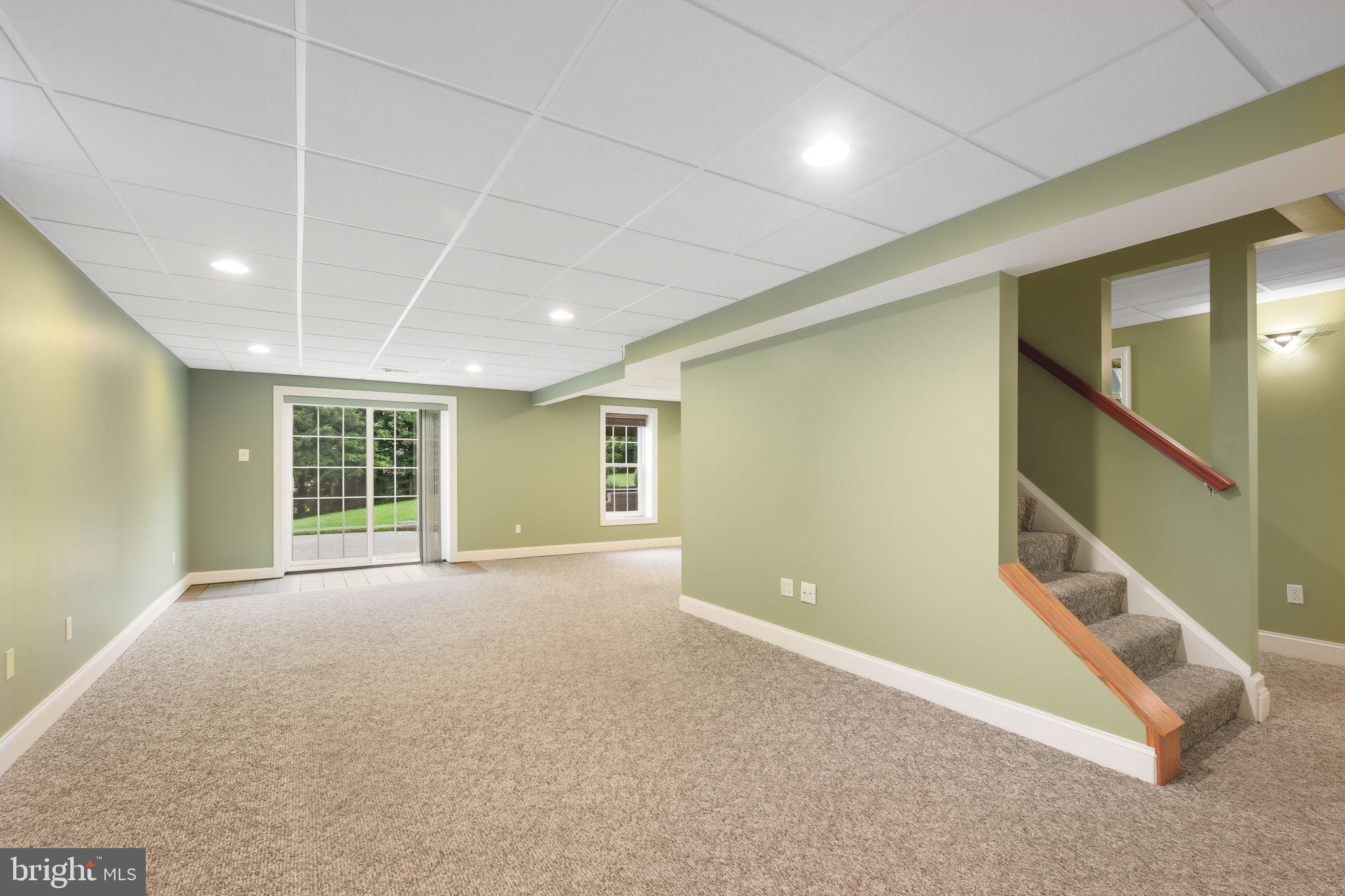 ROCKBURN TOWNSHP - Residential