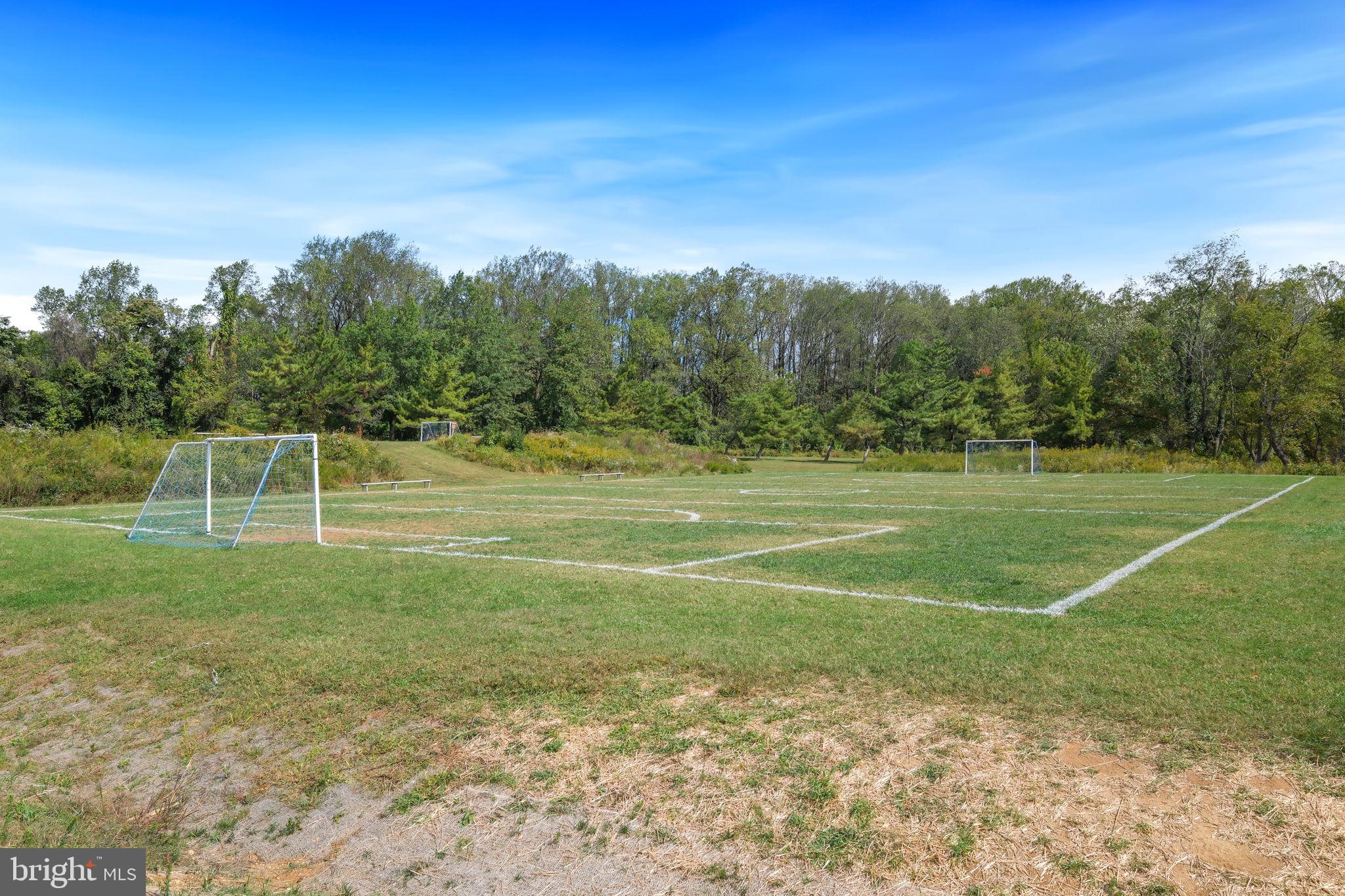 ROCKBURN TOWNSHP - Residential