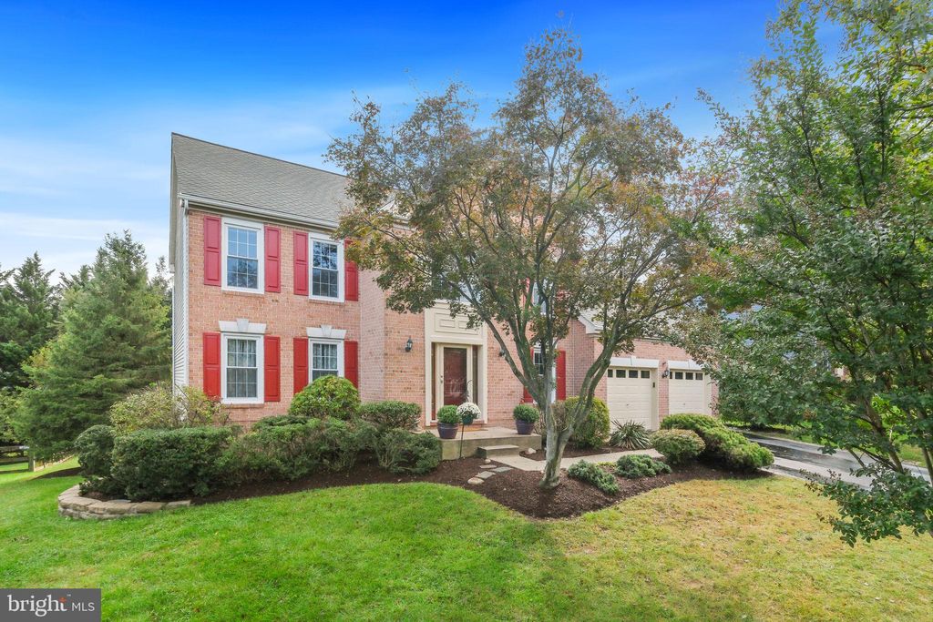 Photo of 7718 Briarstone Court, ELLICOTT CITY, MD 21043 (MLS # MDHW2060380)