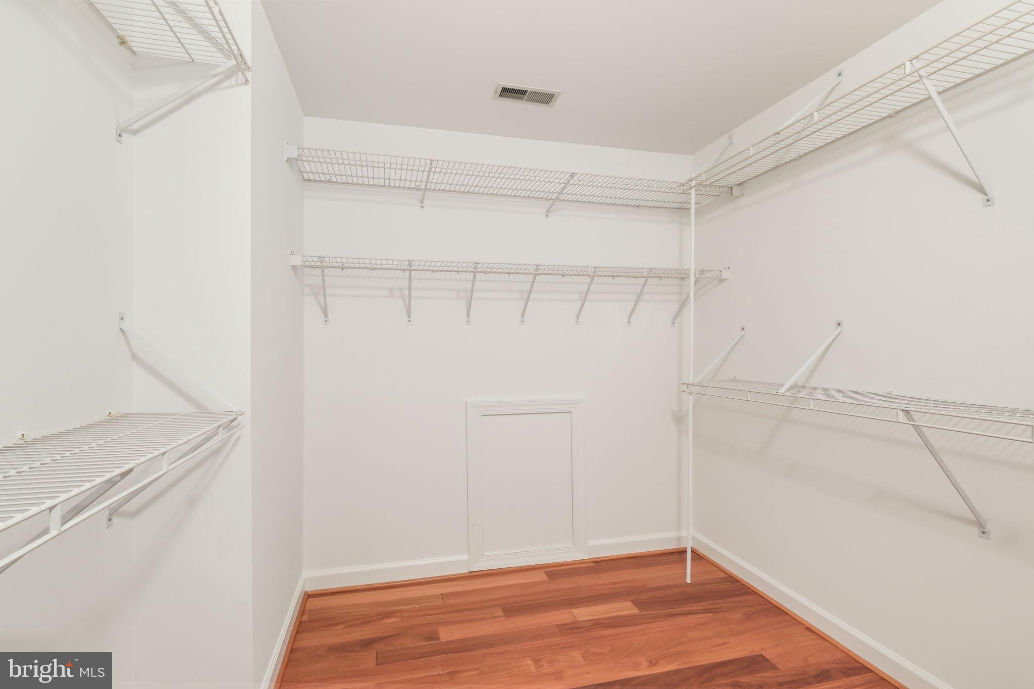 ROCKBURN TOWNSHP - Residential