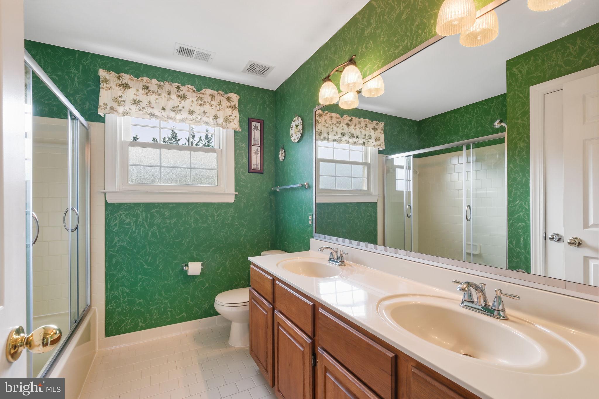 ROCKBURN TOWNSHP - Residential