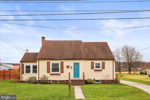 7452 LINCOLN HIGHWAY ABBOTTSTOWN PA 17301