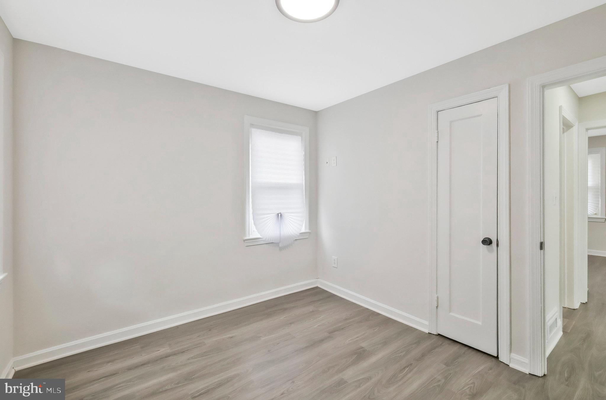 BRENTWOOD - Residential