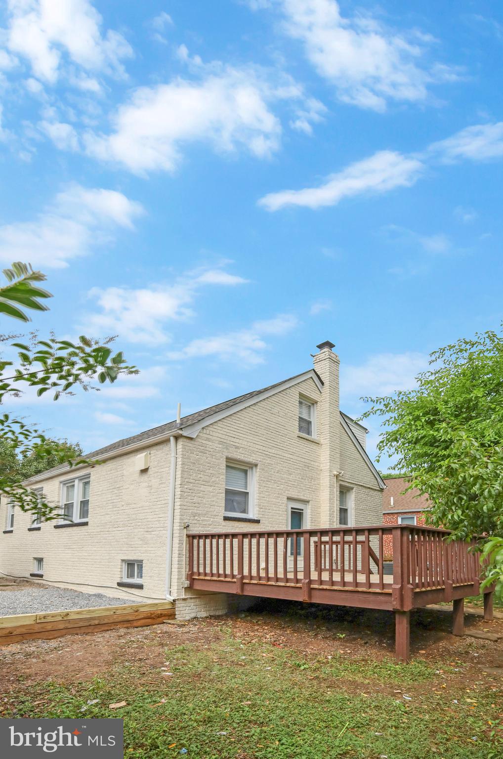 BRENTWOOD - Residential