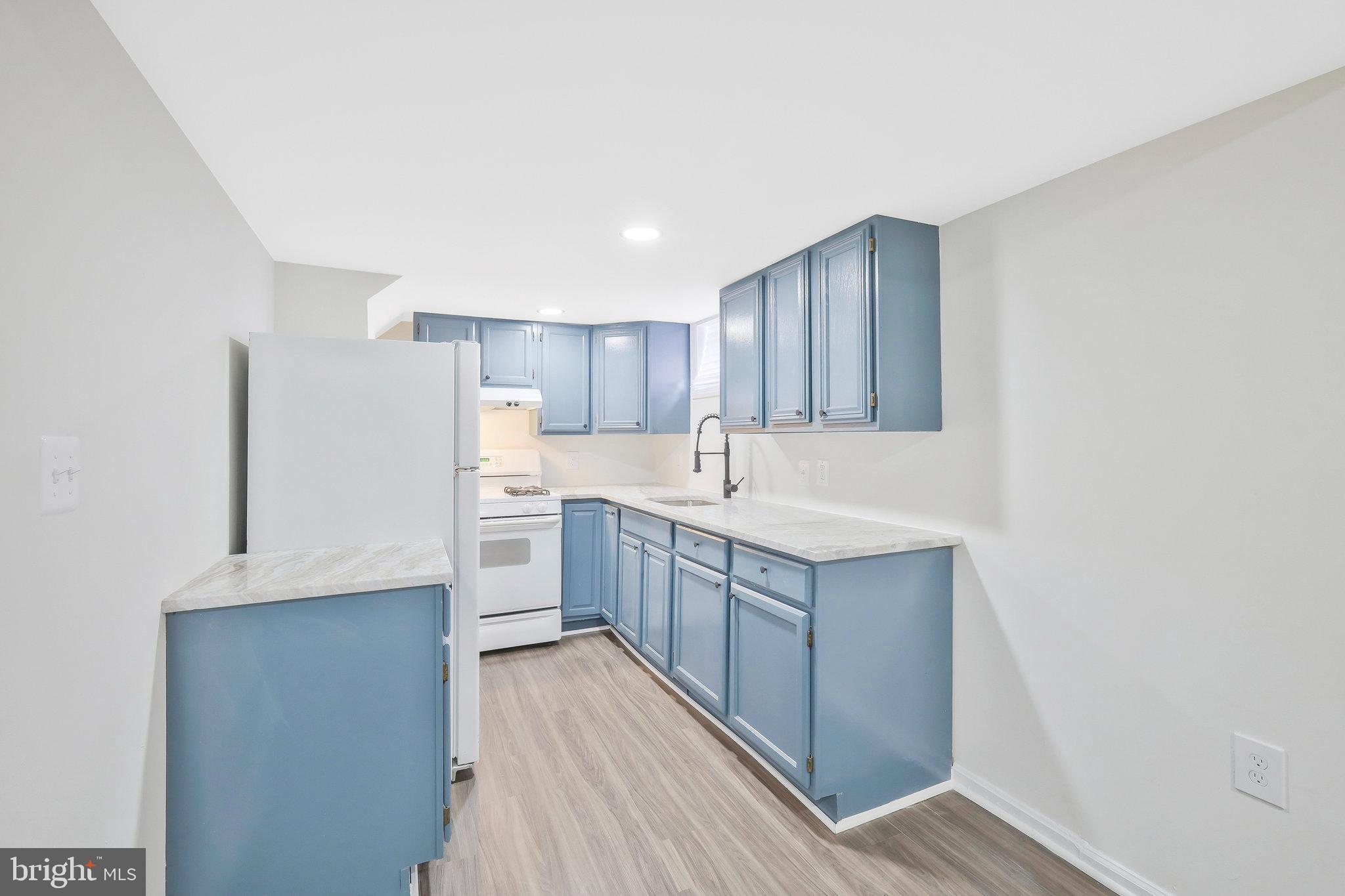 BRENTWOOD - Residential