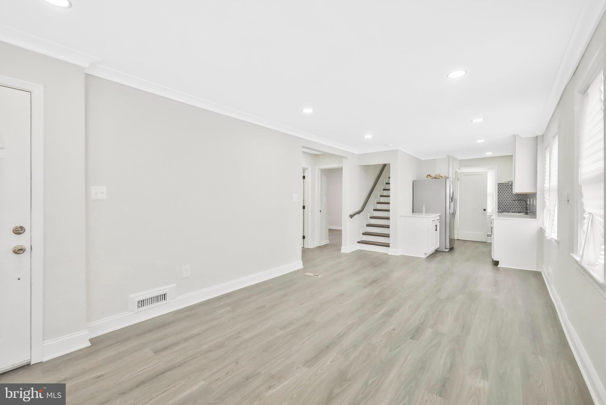 BRENTWOOD - Residential