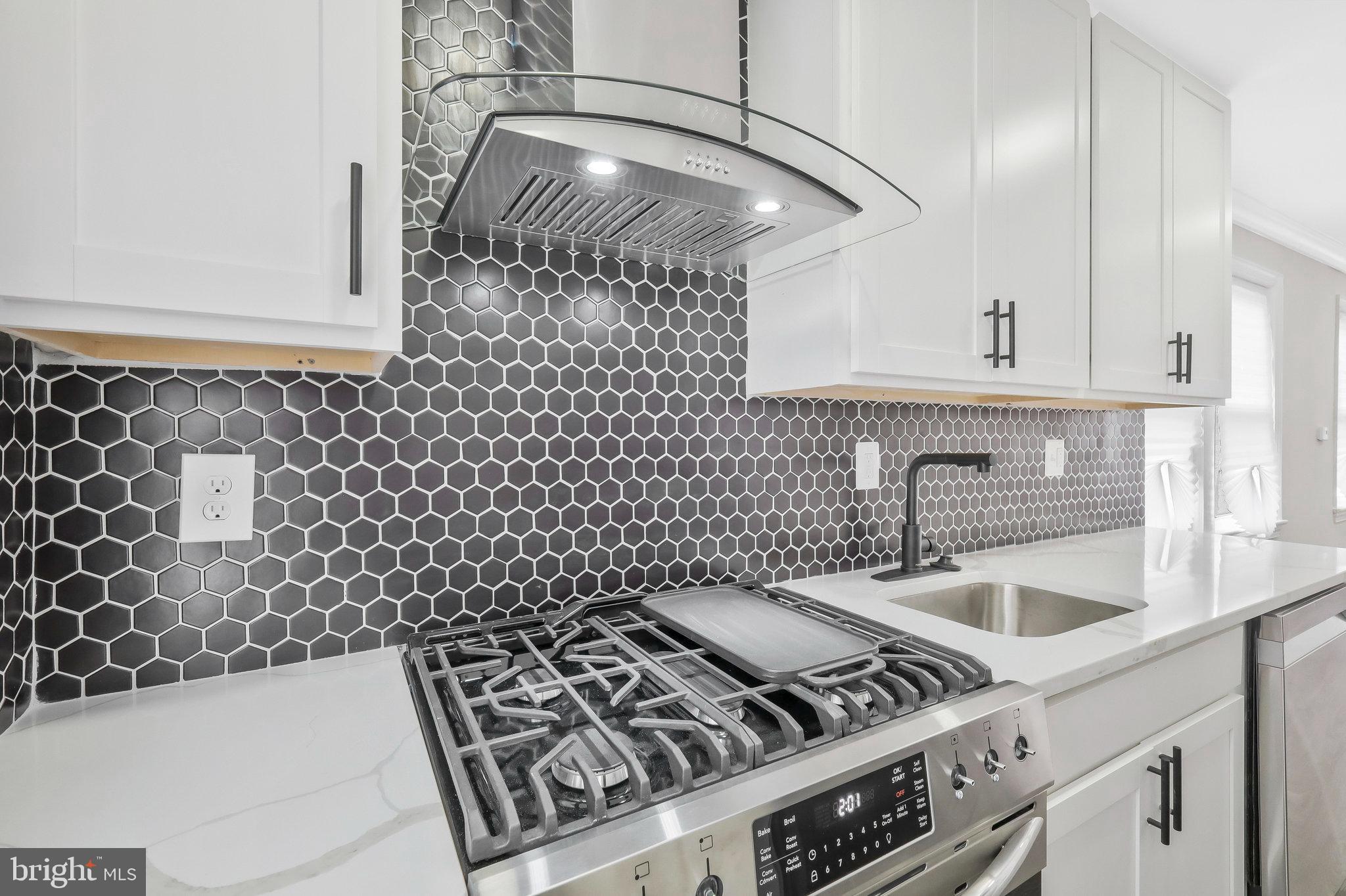 BRENTWOOD - Residential