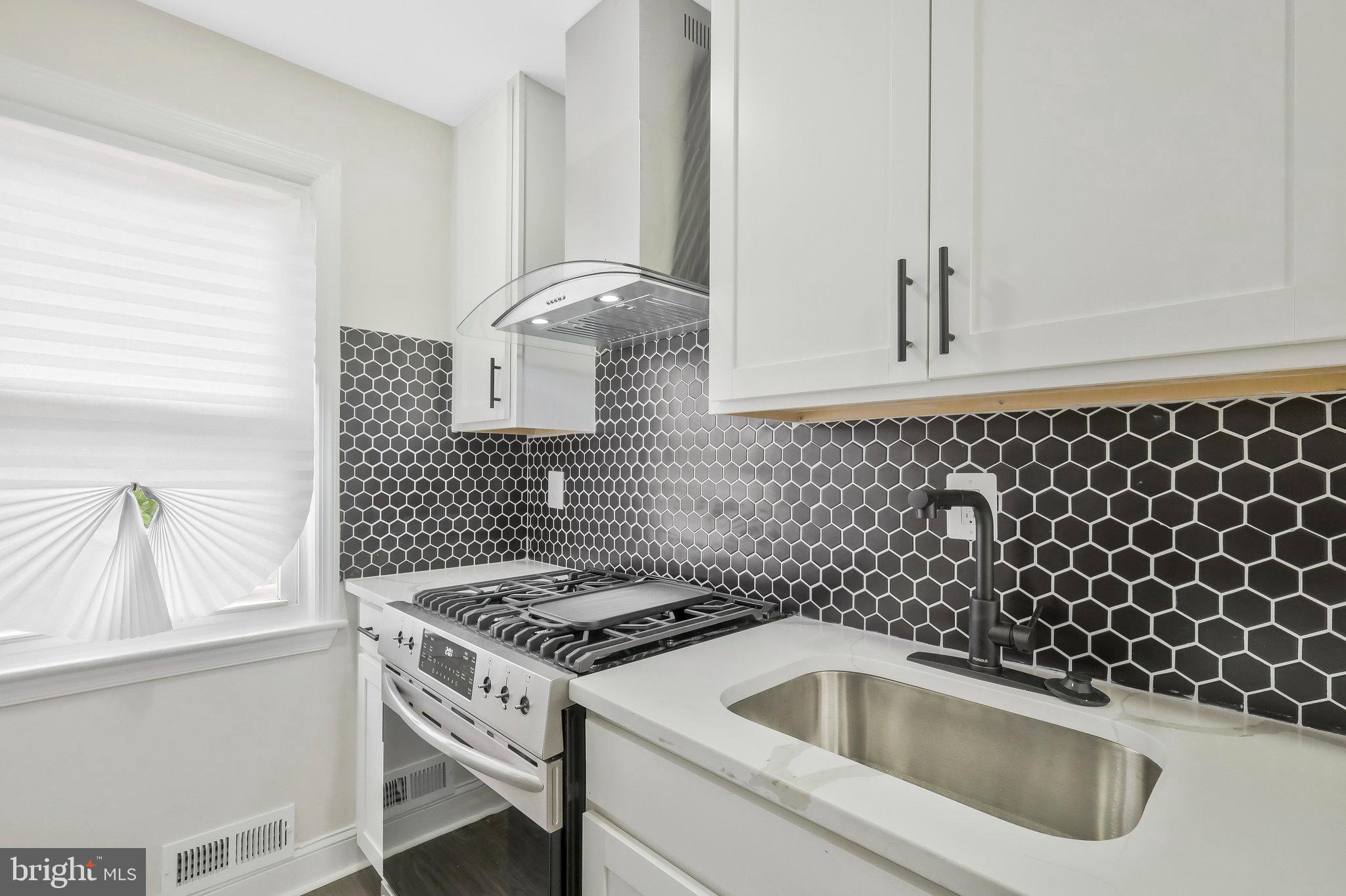 BRENTWOOD - Residential