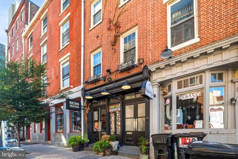Photo of 132 Chestnut Street, PHILADELPHIA, PA 19106 (MLS # PAPH2683122)