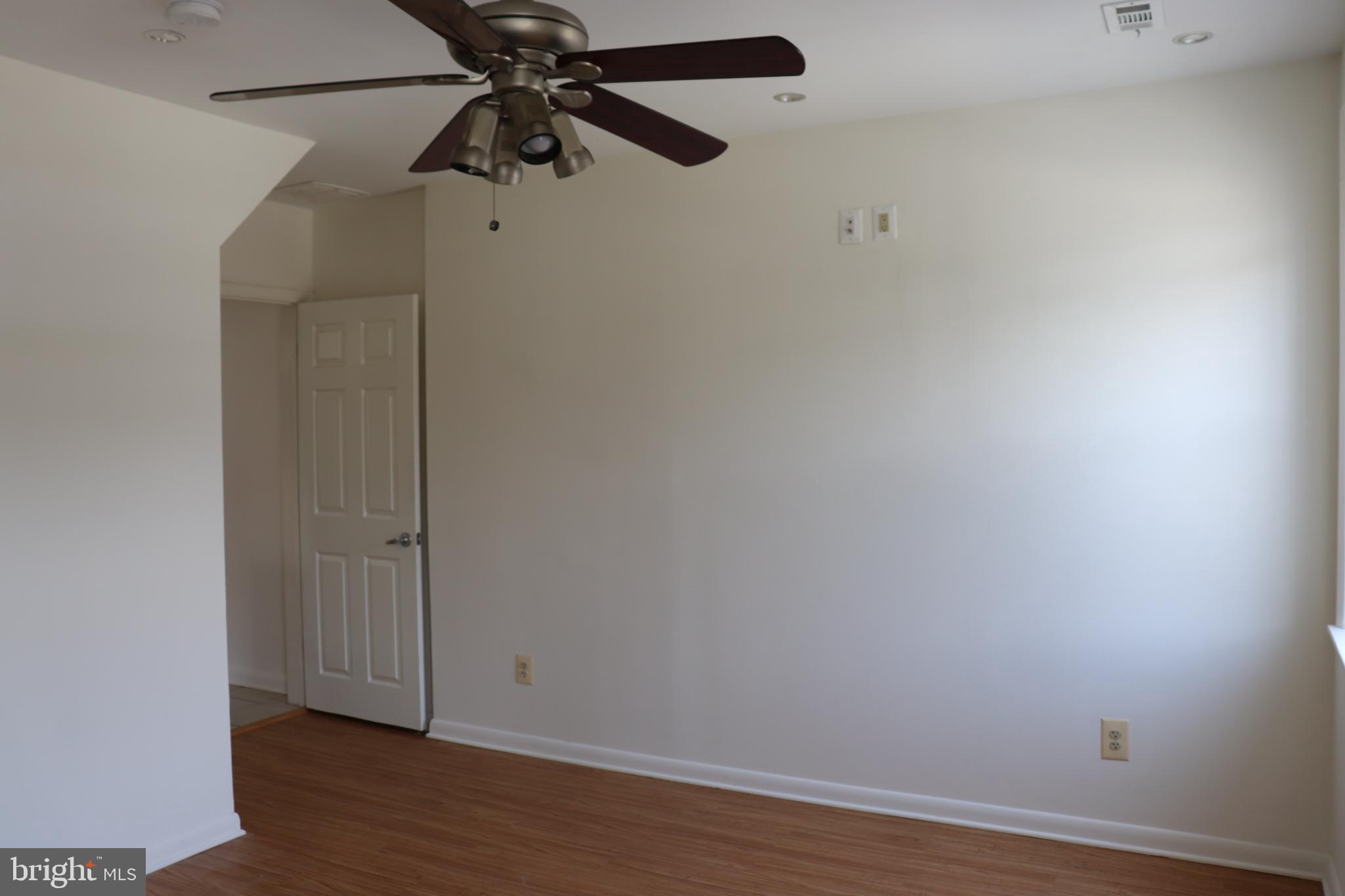 GREEKTOWN - Residential Lease