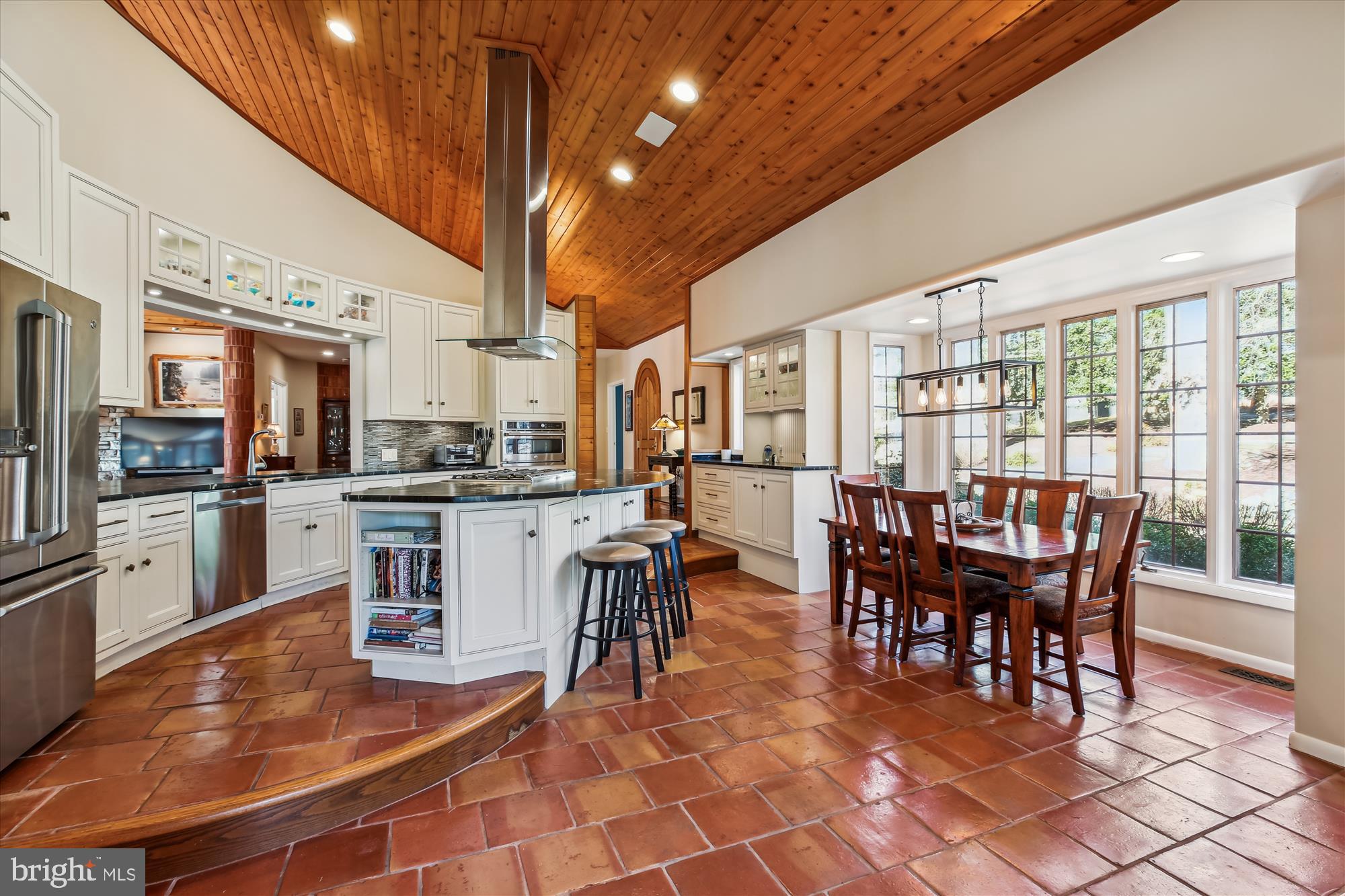 MANOR PARK - Residential