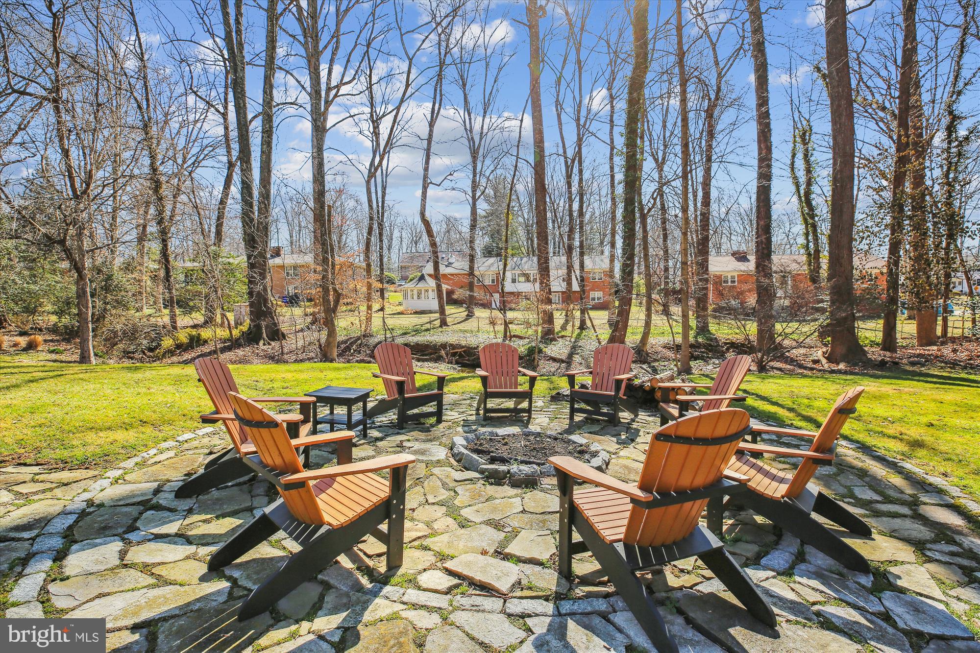 MANOR PARK - Residential