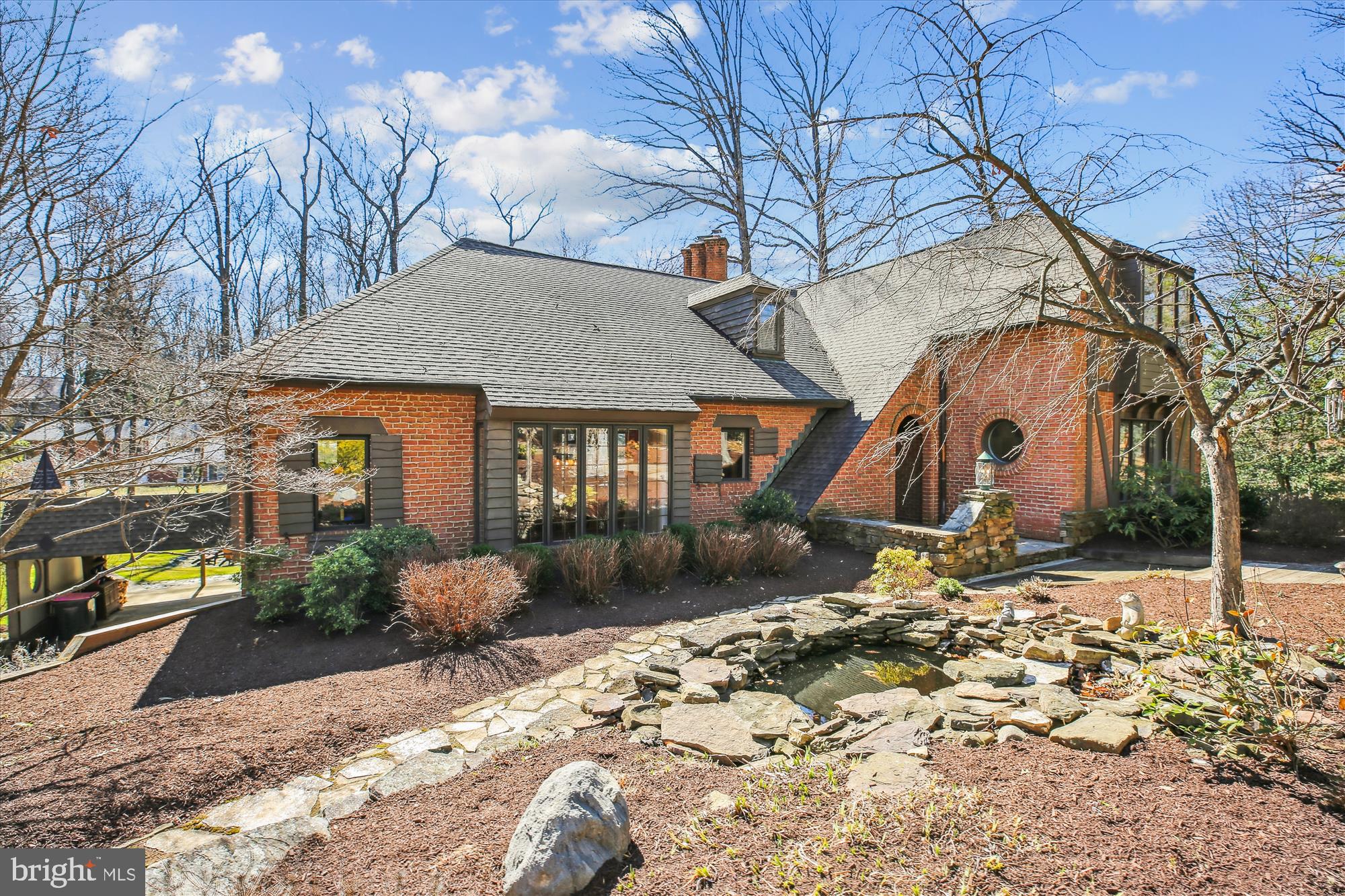 MANOR PARK - Residential