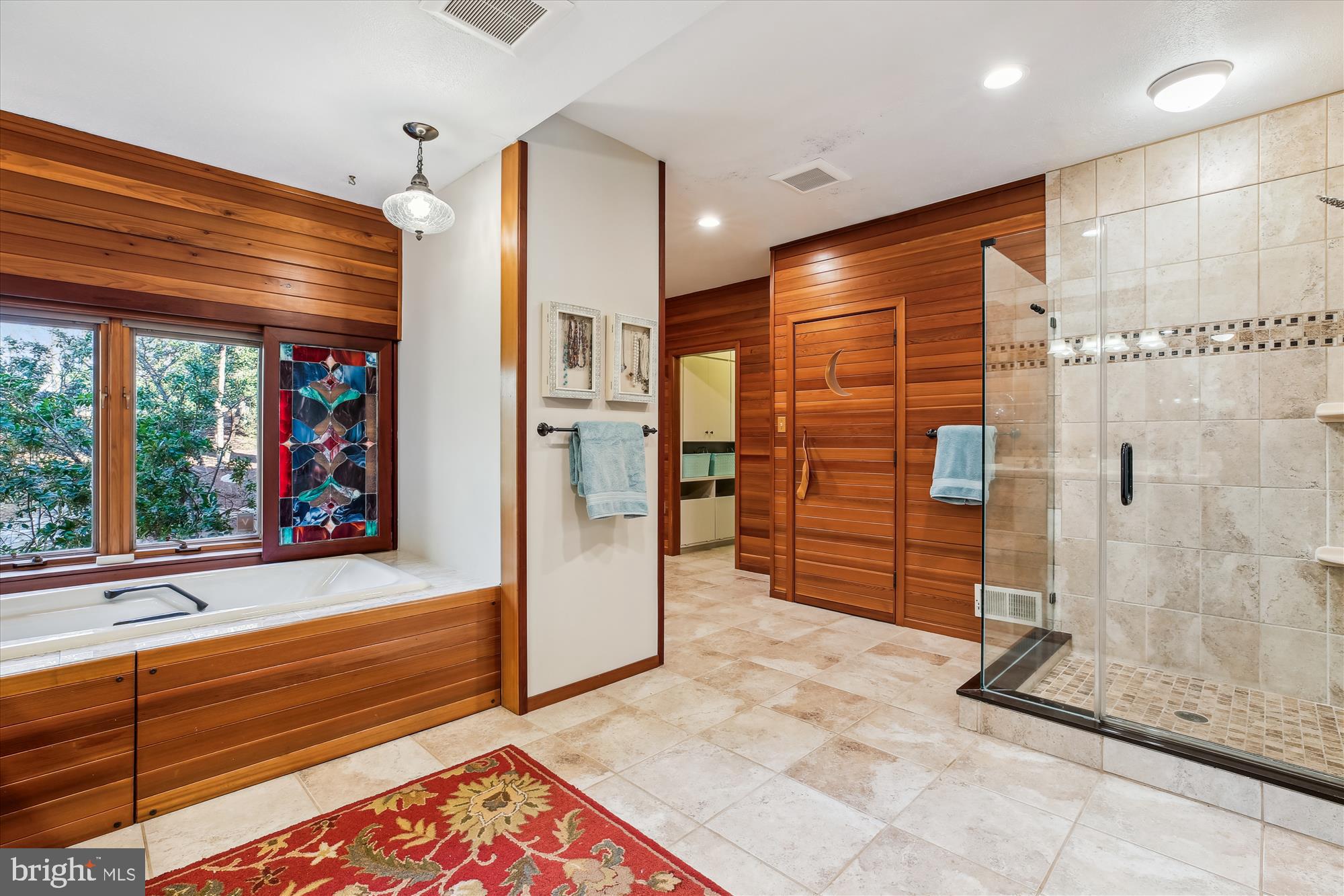 MANOR PARK - Residential