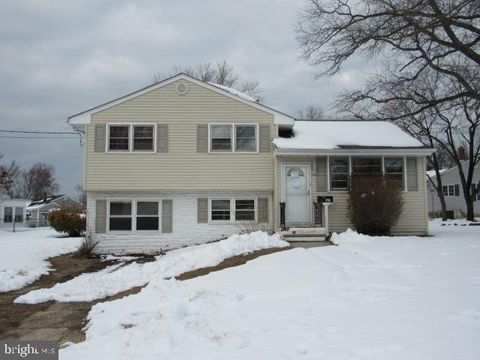 Photo of 11 Pleasant Valley Drive, WEST DEPTFORD, NJ 08096 (MLS # NJGL2070074)