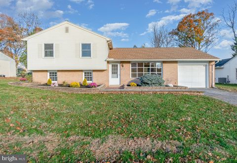 118 KIM ACRES DRIVE MECHANICSBURG PA 17055