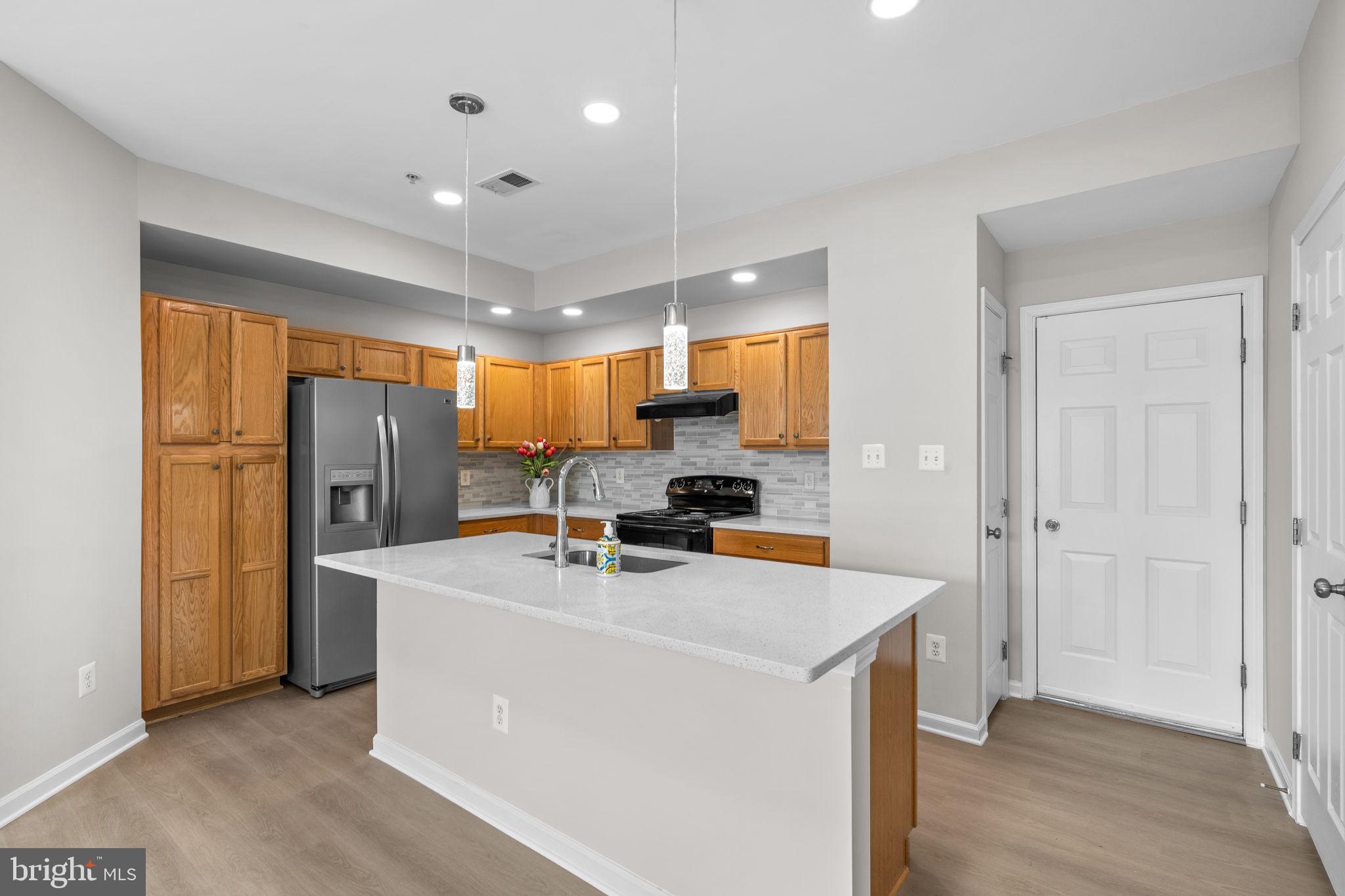 CONDOMINIUMS AT KIRKPATR - Residential