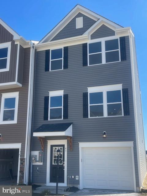 SOUTH BROOK - Residential Lease