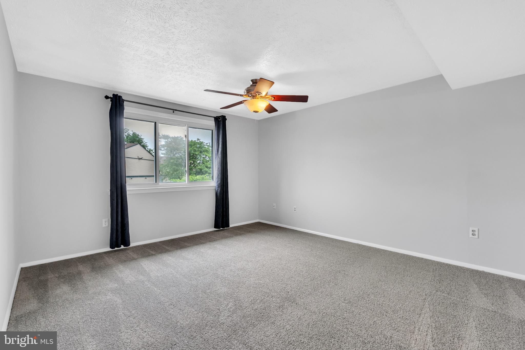 GREENFIELD COMMONS - Residential