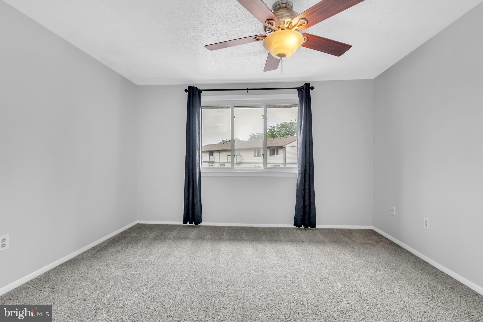 GREENFIELD COMMONS - Residential