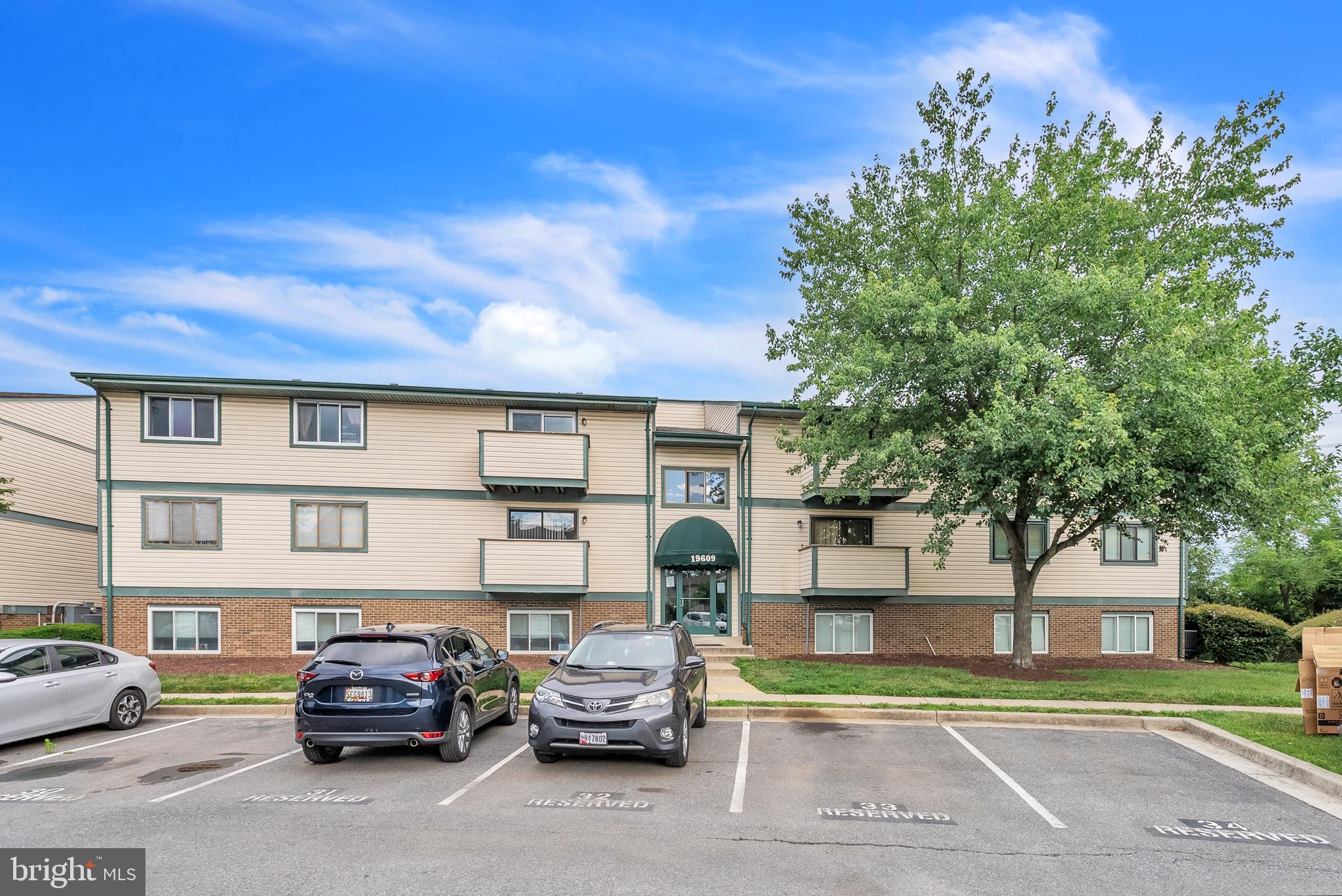 GREENFIELD COMMONS - Residential