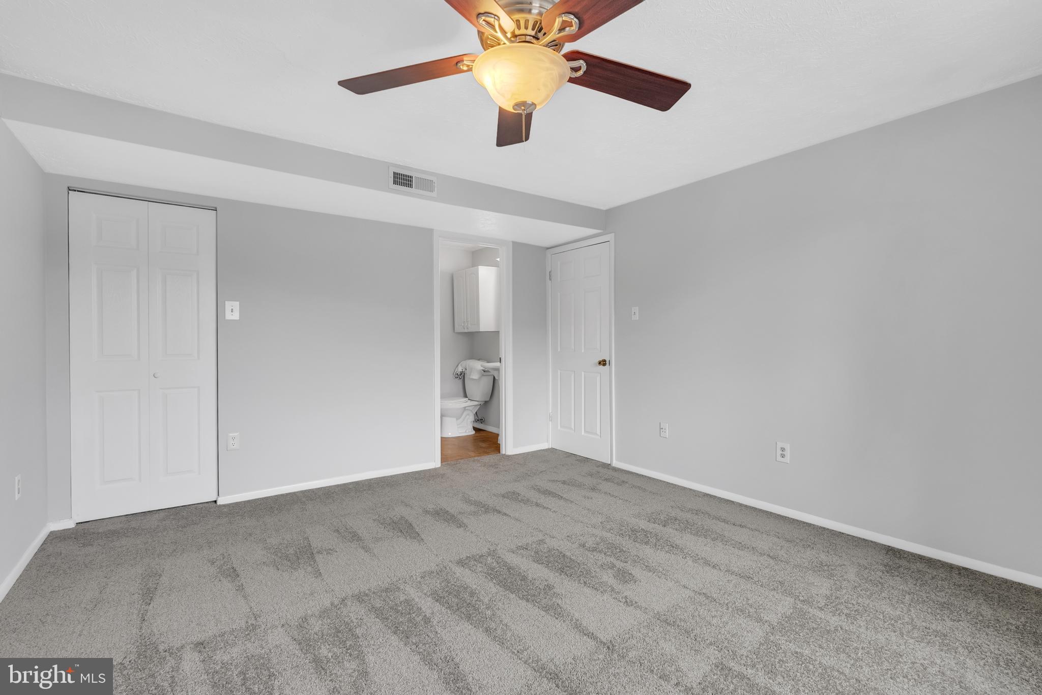 GREENFIELD COMMONS - Residential