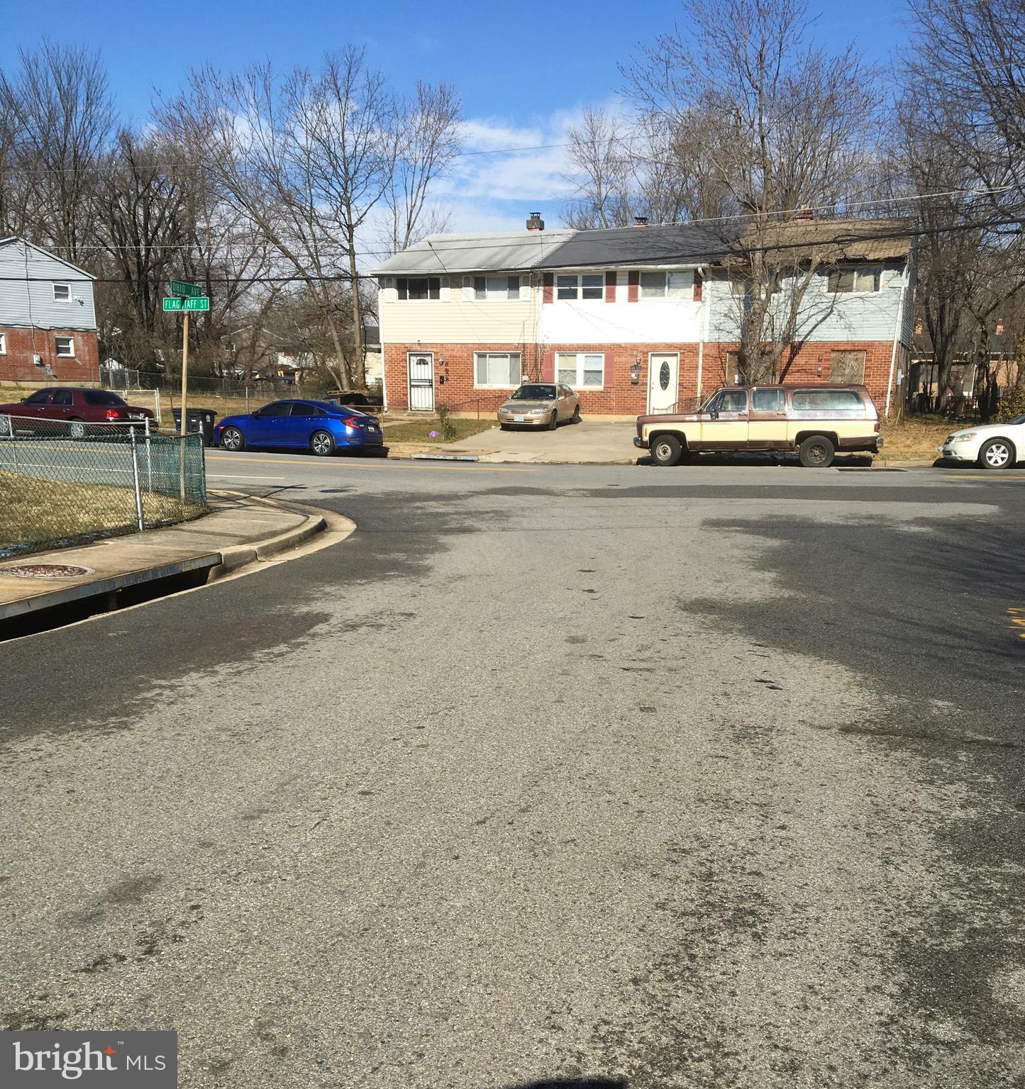 COLUMBIA PARK - Residential