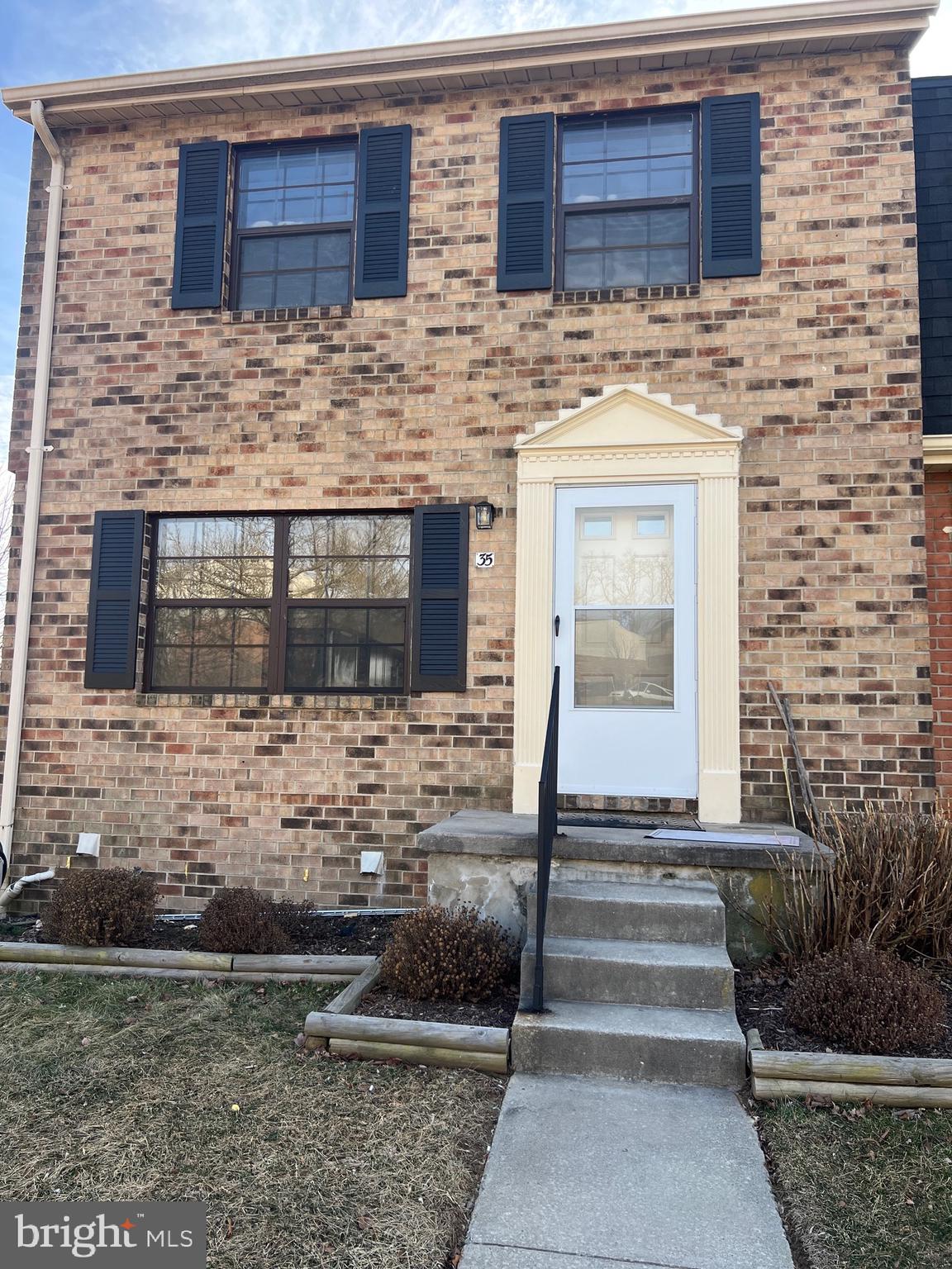 35 HEATHER HILL ROAD