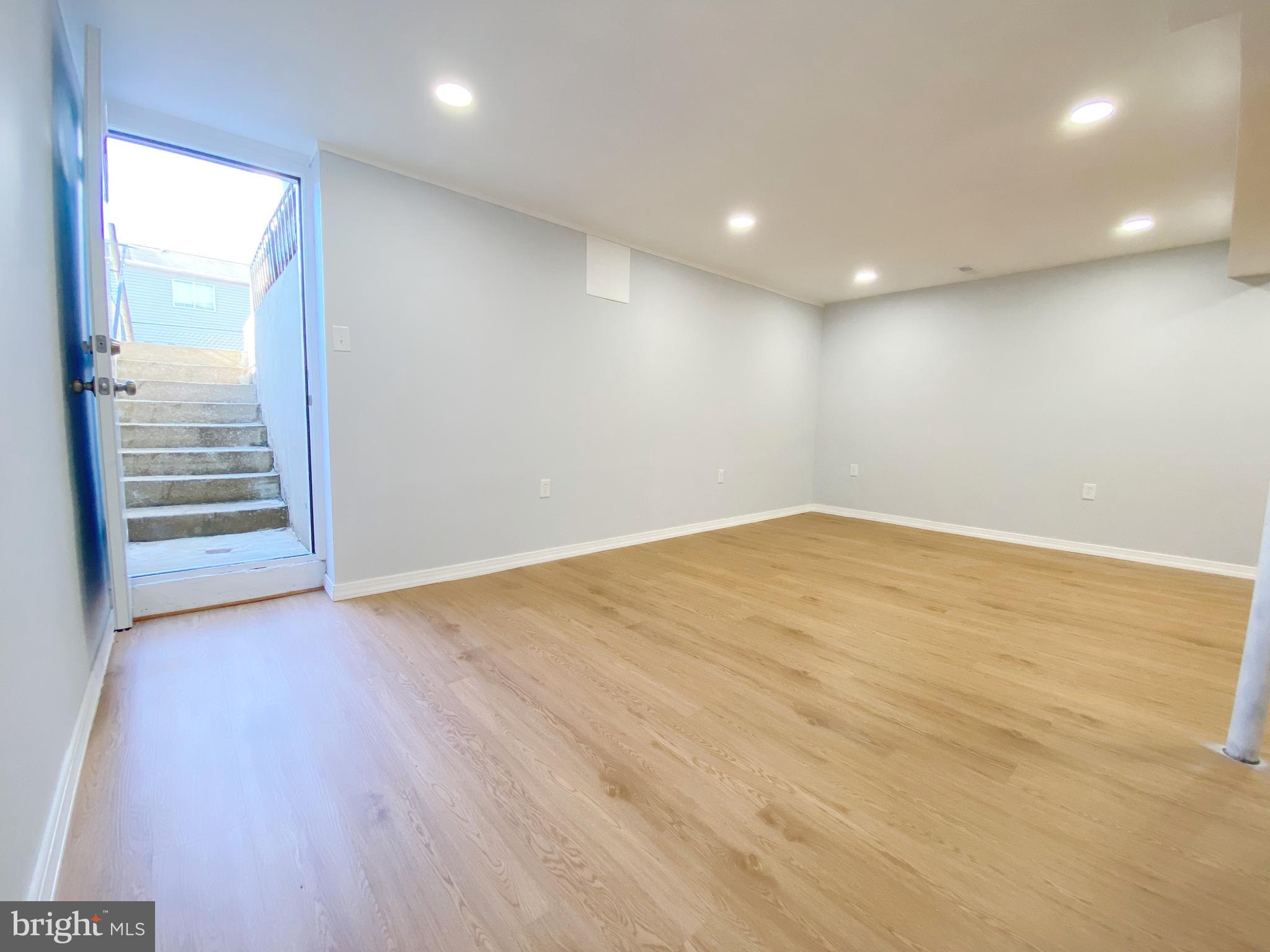 BONITA - Residential Lease