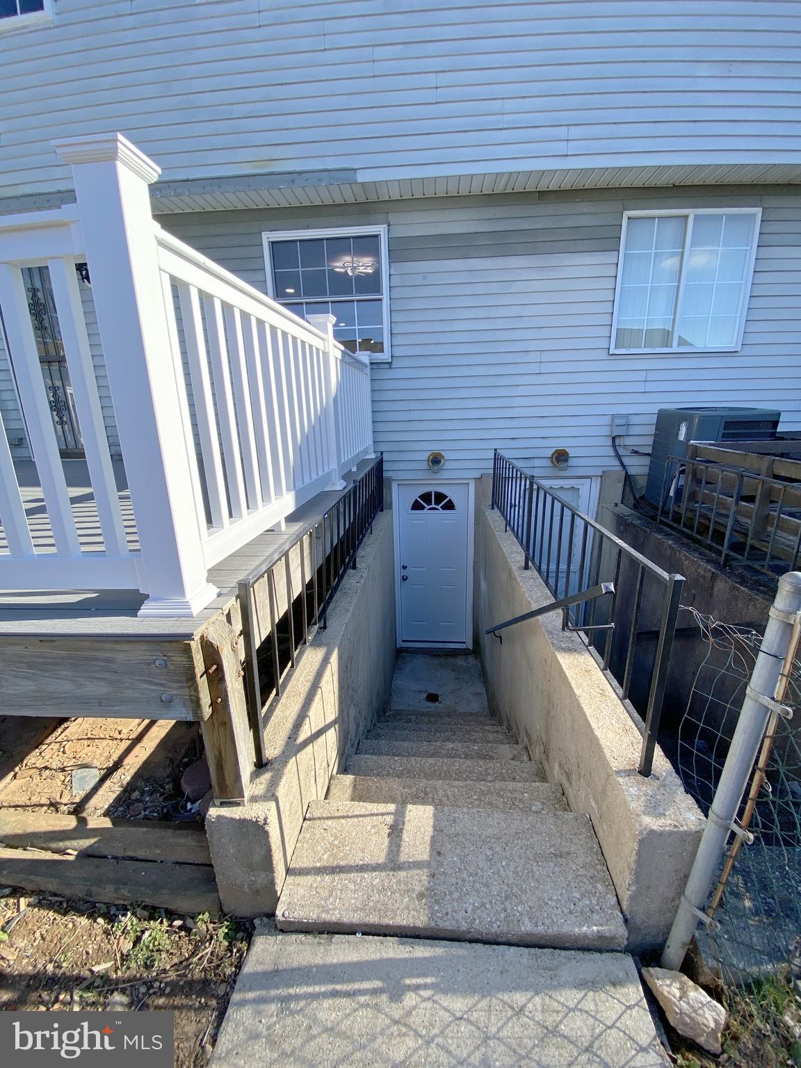 BONITA - Residential Lease